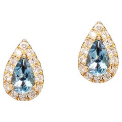 Orecchini con acquamarina e accenti di diamanti estratti dalla terra: Oro massiccio 14k, pera 5x3 mm