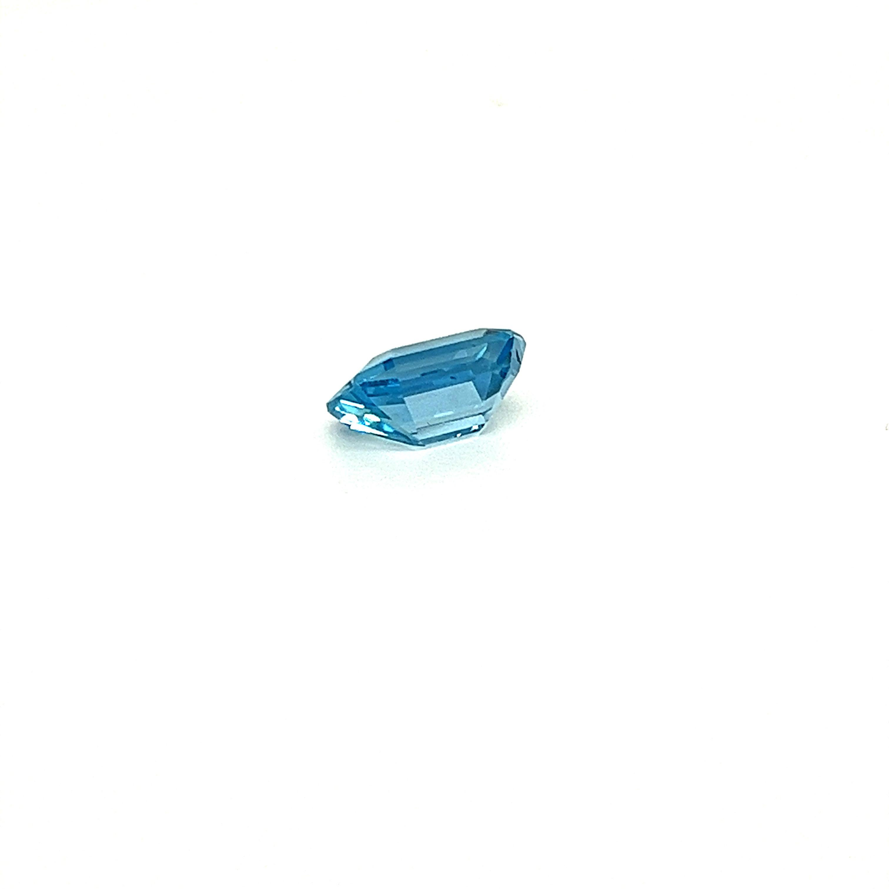 Aquamarine Emerlad  cut stone weighing a total of  2.46 Carats, offered loose to create an unique design or a top piece for a garnet collector.

Dimension : 9.81 x 7.37

The stone is shiny with a sweet blue color, totally clean.

Each stone is