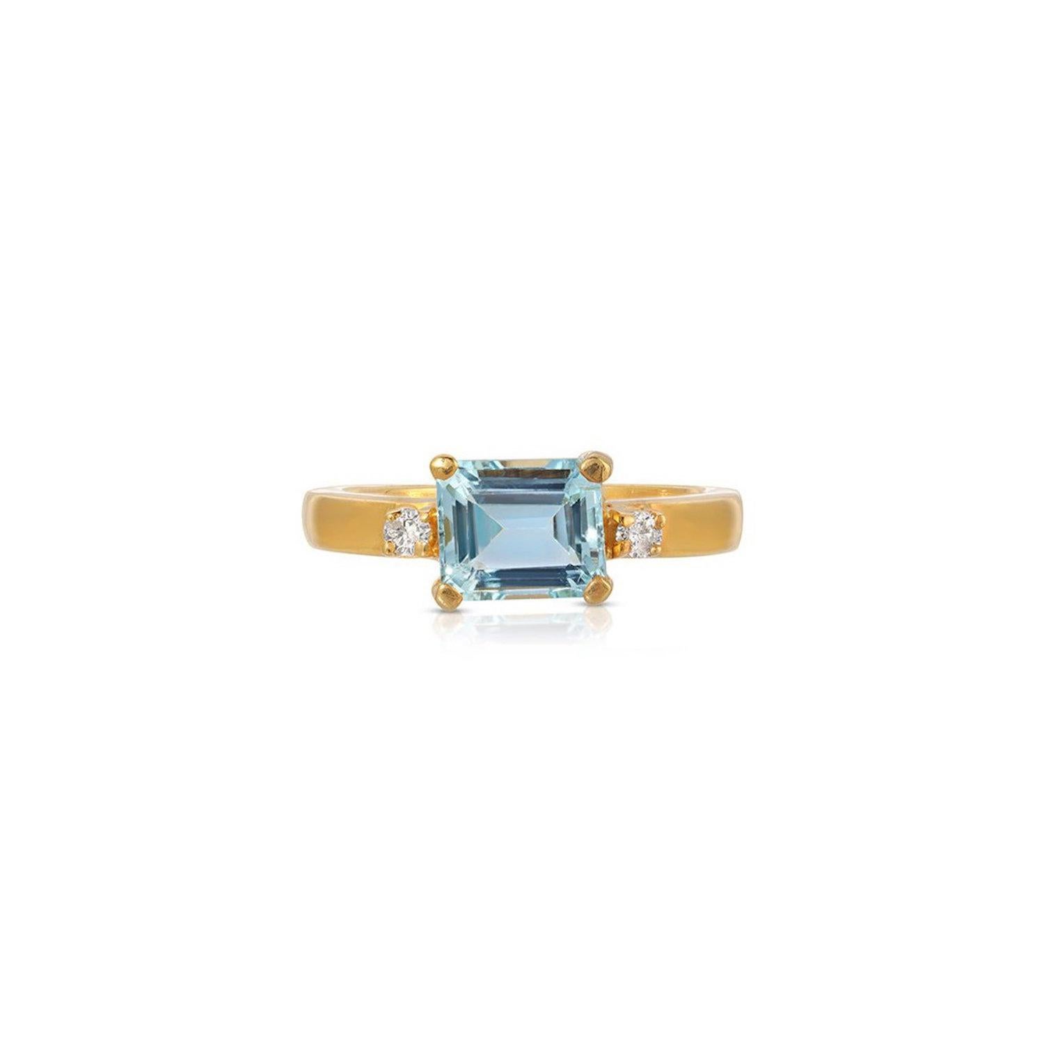 Aquamarine Emerald Cut Diamond One For Sale