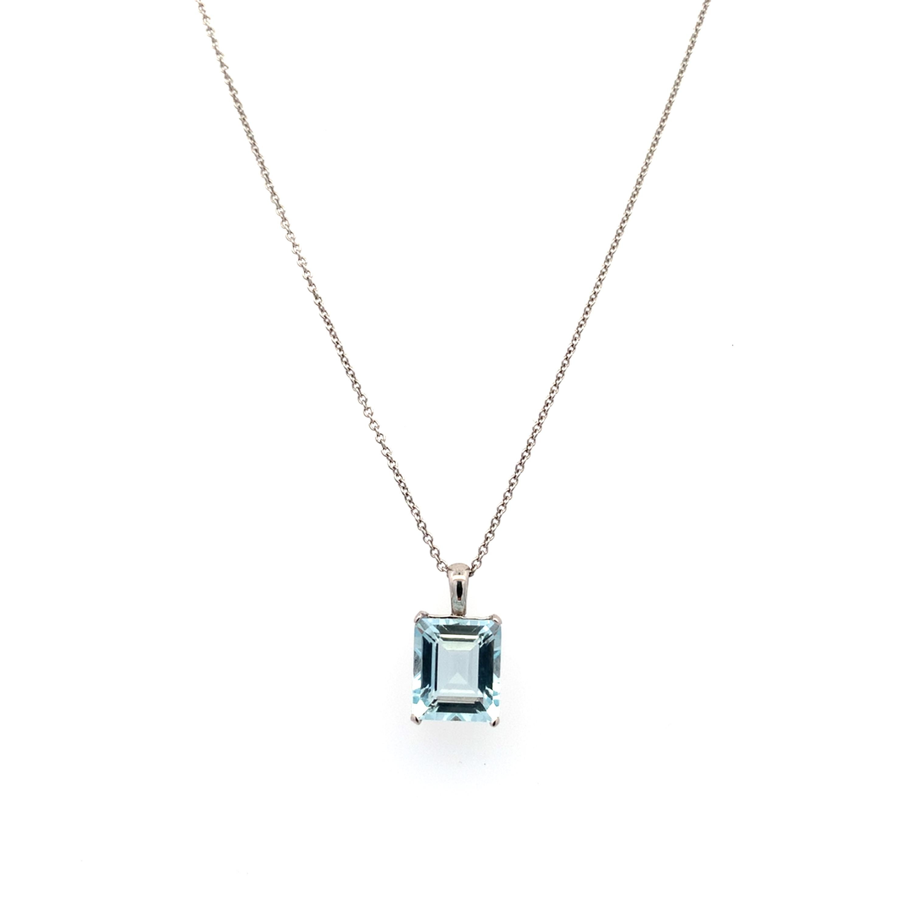 Aquamarine emerald cut pendant necklace 18k white gold