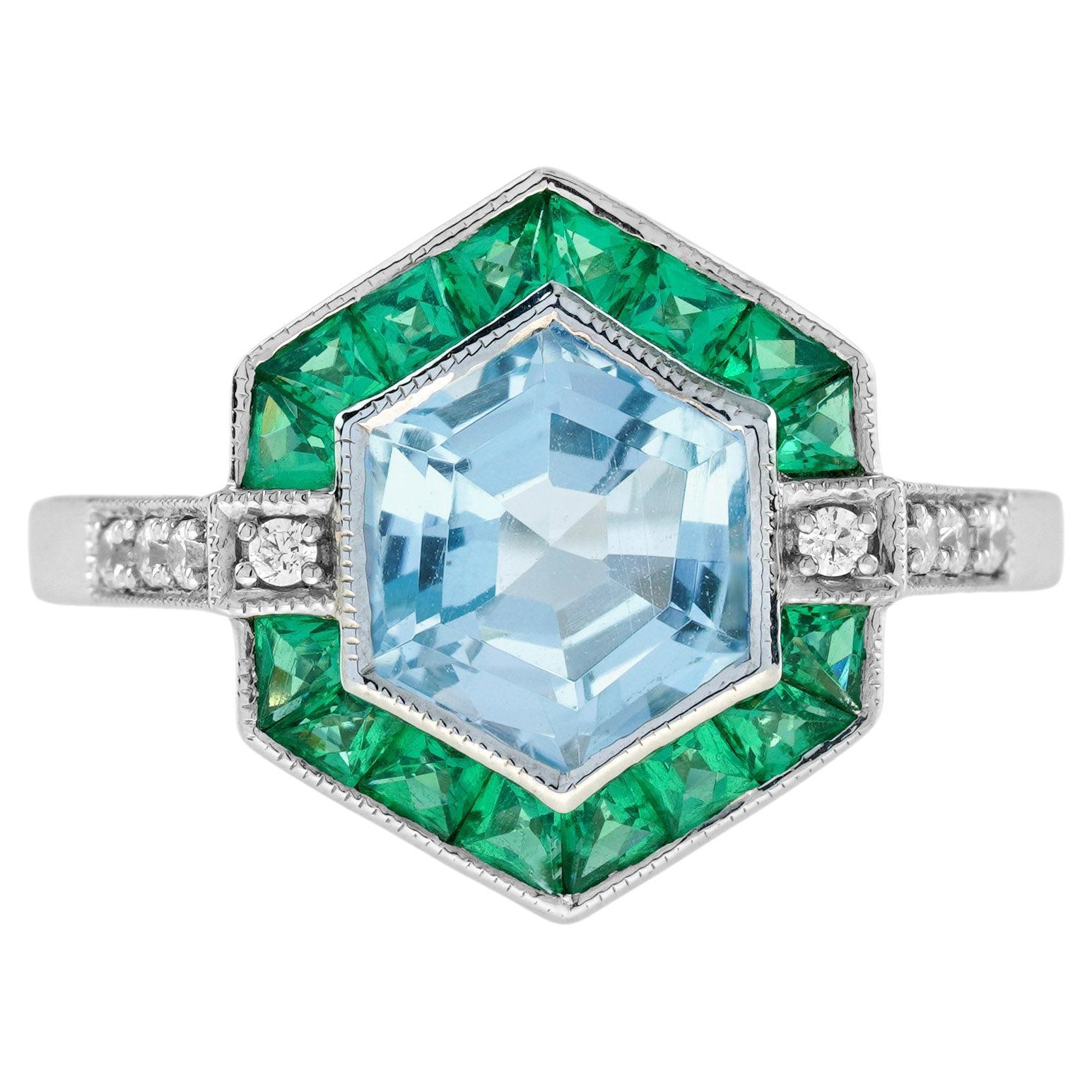 En vente :  Bague hexagonale de style Art déco en or blanc 18 carats, aigue-marine, émeraude et diamant