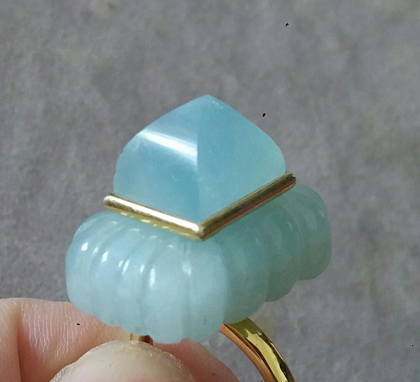 Women's Aquamarine Engraved Rectangular Shape Aquamarine Pyramid 14k Yellow Gold Ring For Sale