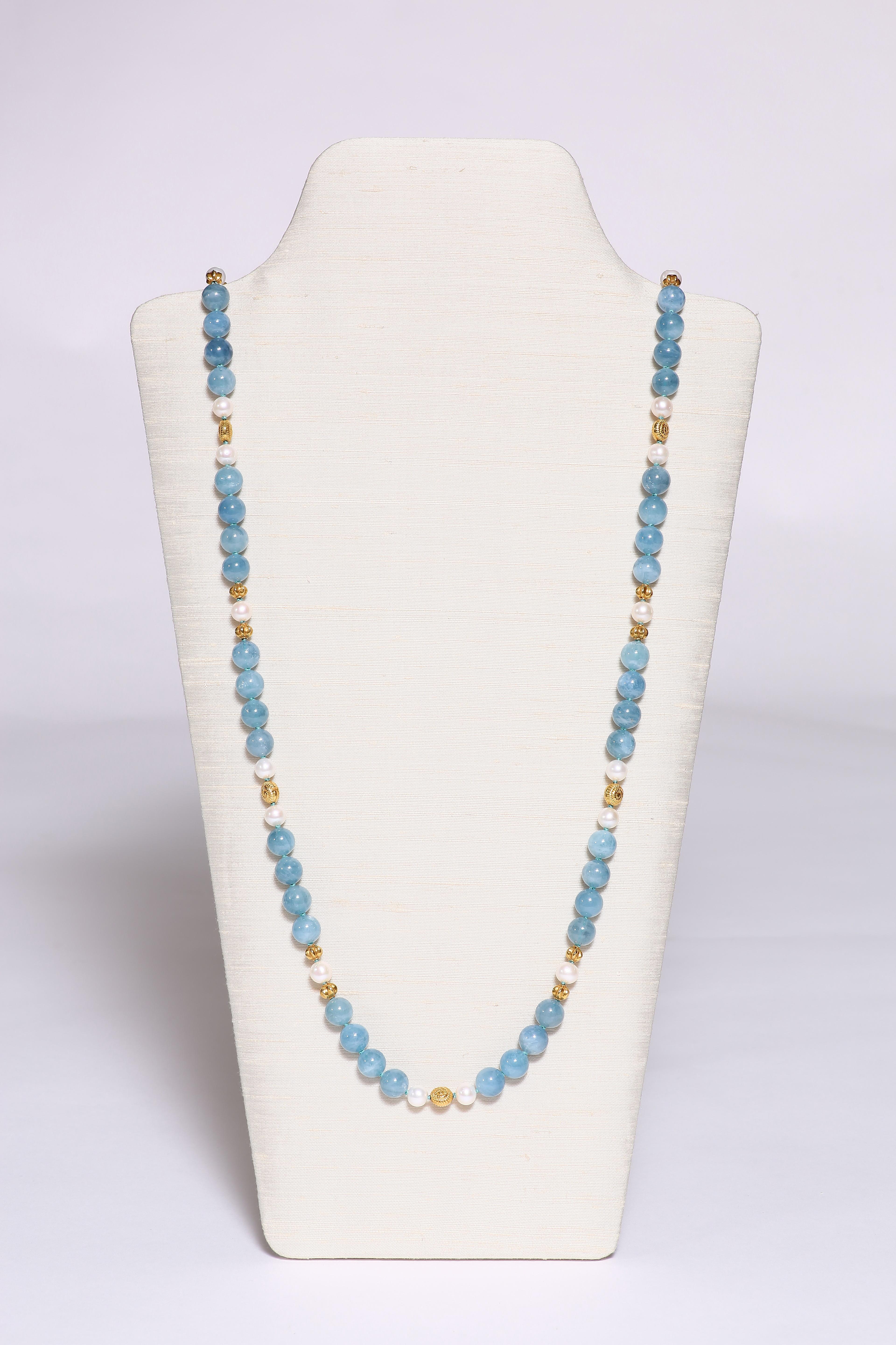 Aquamarine, Freshwater Pearl and Gold Necklace For Sale 5