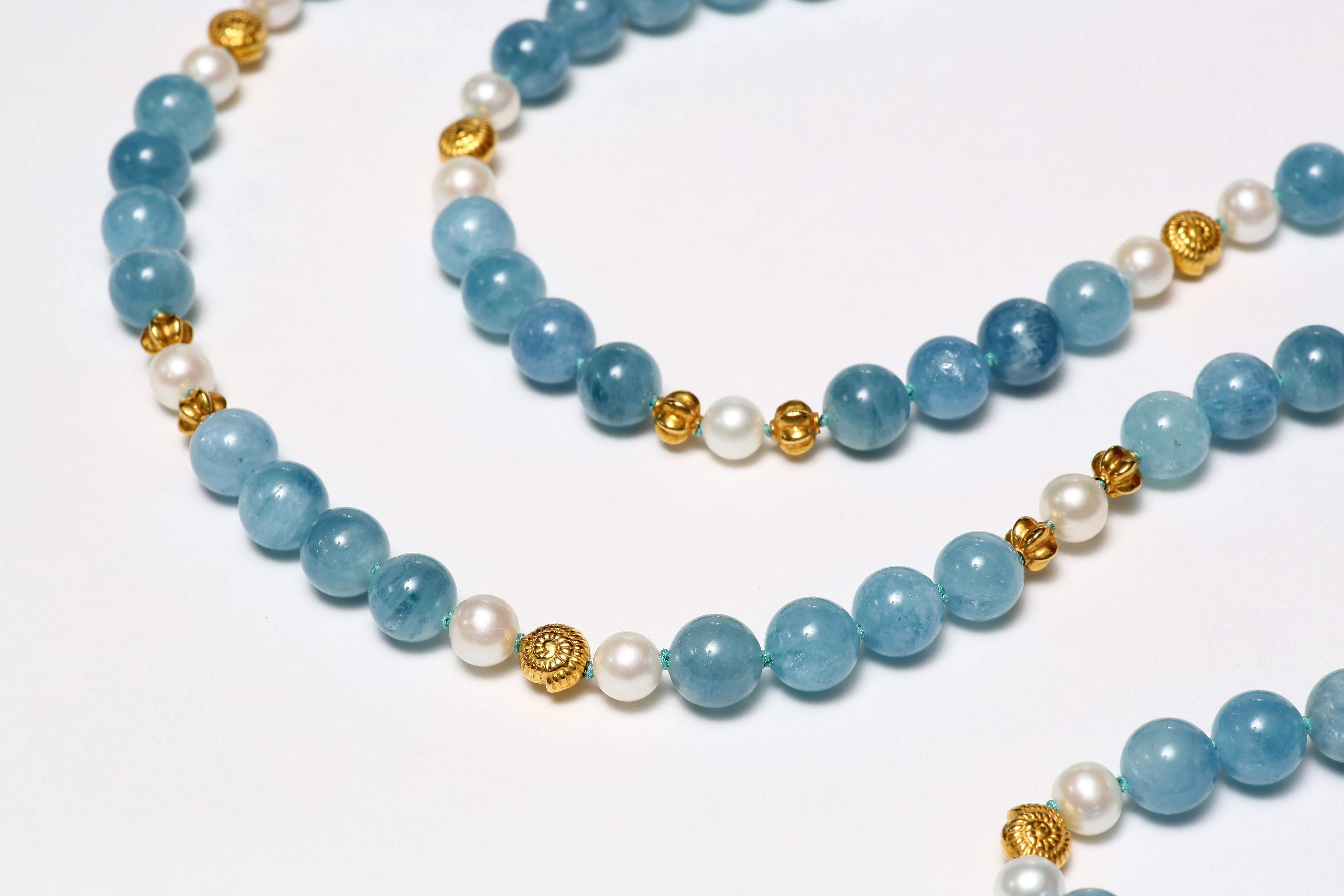 Aquamarine, Freshwater Pearl and Gold Necklace For Sale 1