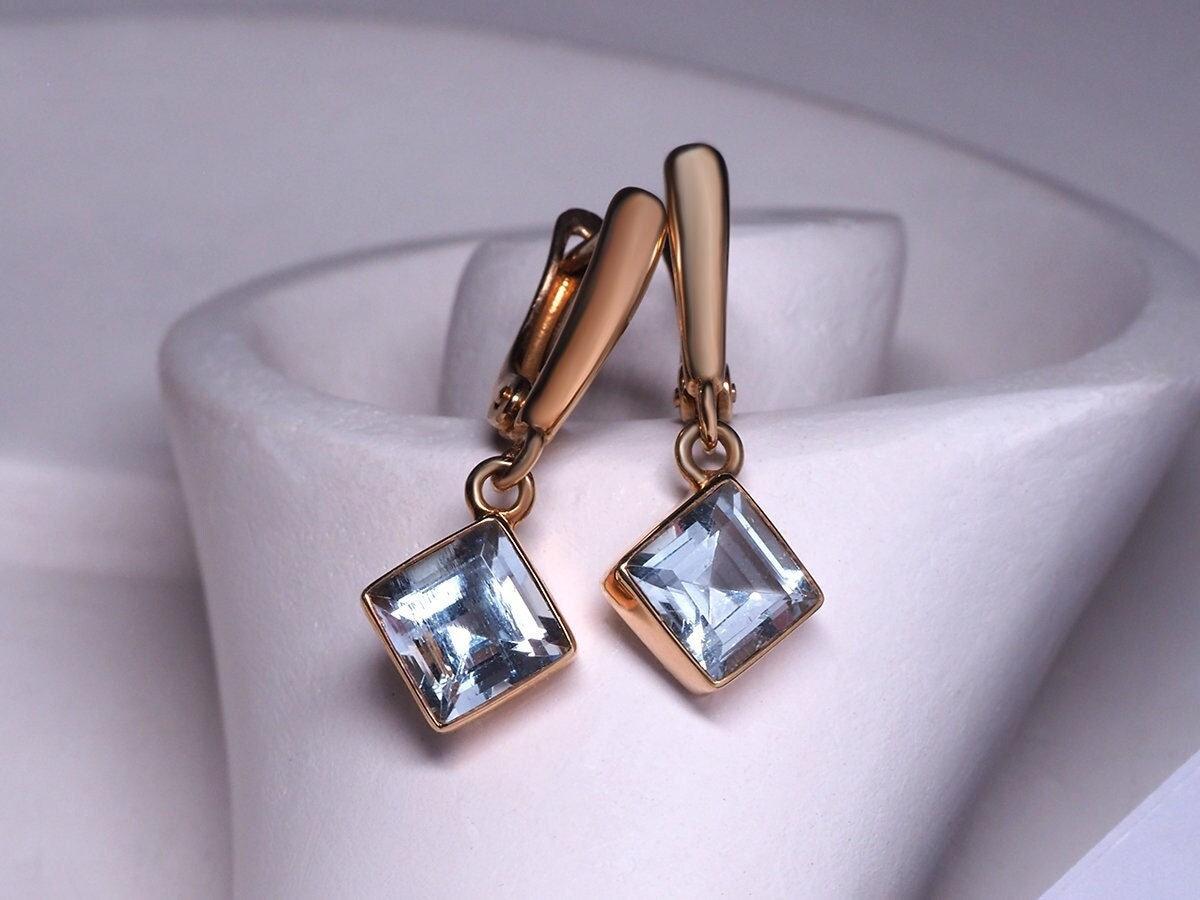 14K yellow gold earrings with natural Aquamarine
aquamarine origin - Brazil
stone measurements - 0.2 х 0.28 х 0.28 in / 5 х 7 х 7 mm
earrings weight - 5.24 grams
earrings length - 1.1 in / 28 mm

Minimal collection


We ship our jewelry worldwide –