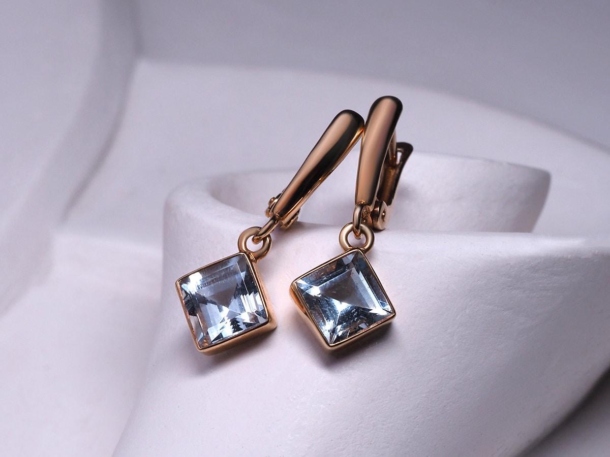 Aquamarine Gold Earrings Square Cut Blue Beryl Healing Brazilian Gemstone Unisex In New Condition For Sale In Berlin, DE