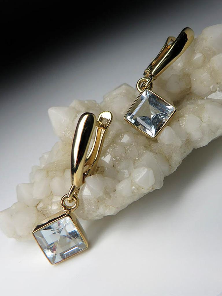 Aquamarine Gold Earrings Square Cut Blue Beryl Healing Brazilian Gemstone Unisex For Sale 1
