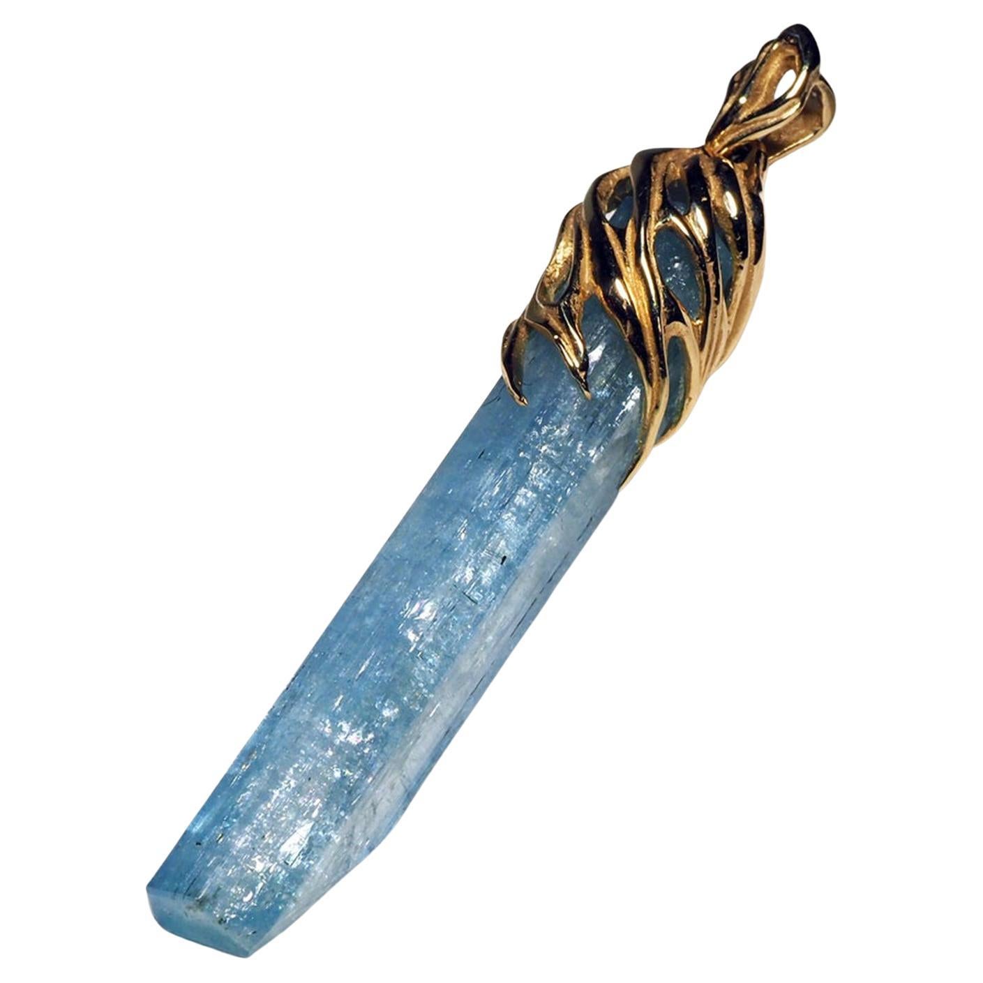 Aquamarine Gold Necklace Natural Blue Beryl Aquamarine Crystal For Sale