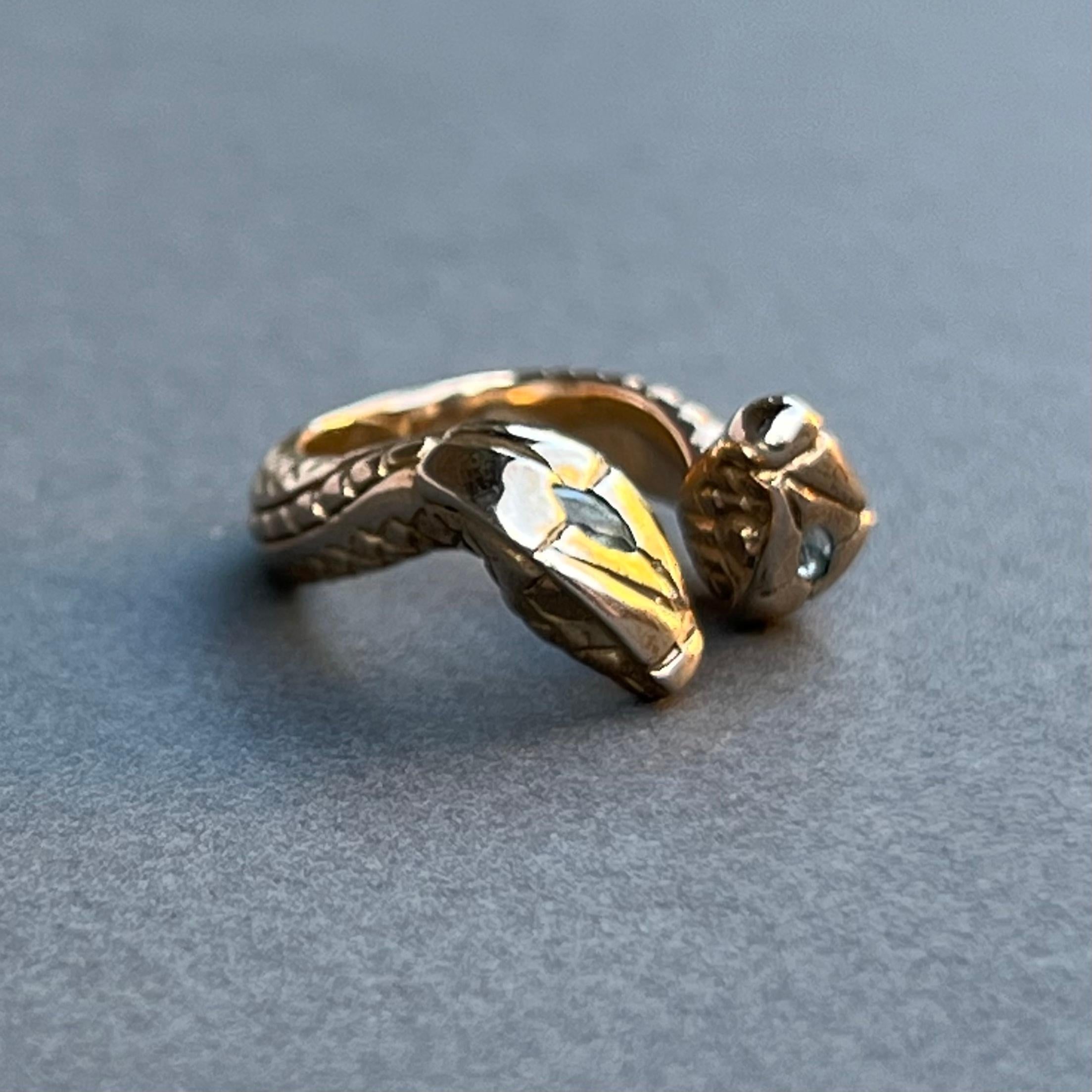 Women's Aquamarine Gold Snake Ring Animal Ring Marquis J Dauphin For Sale