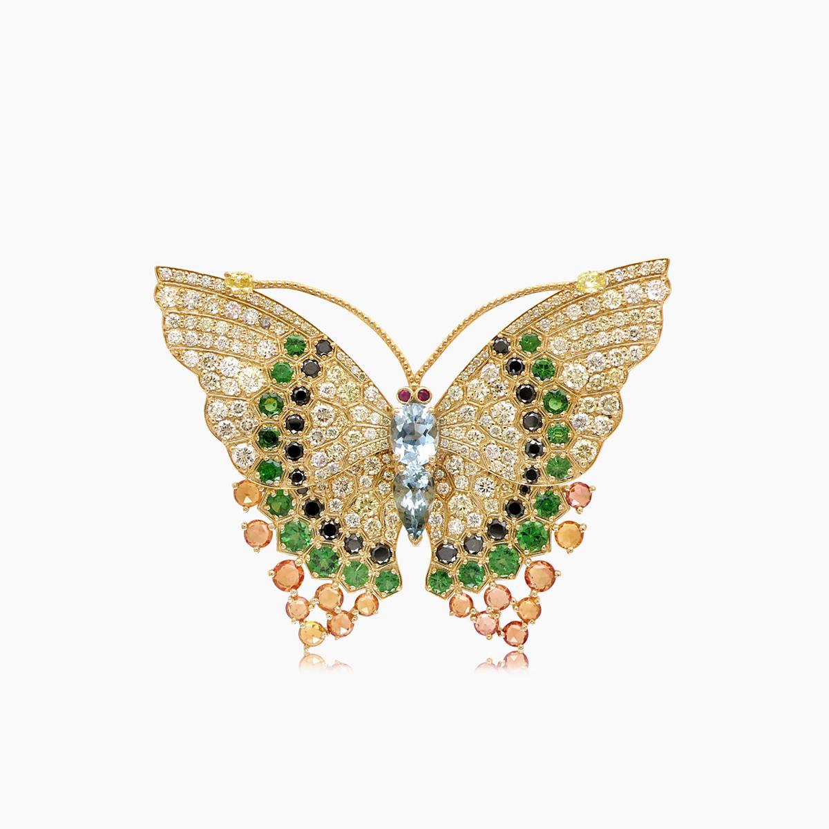 Abmessungen: 5.30x4.30x4.40cm
Farbe: 18K Gelbgold
MATERIALIEN:
