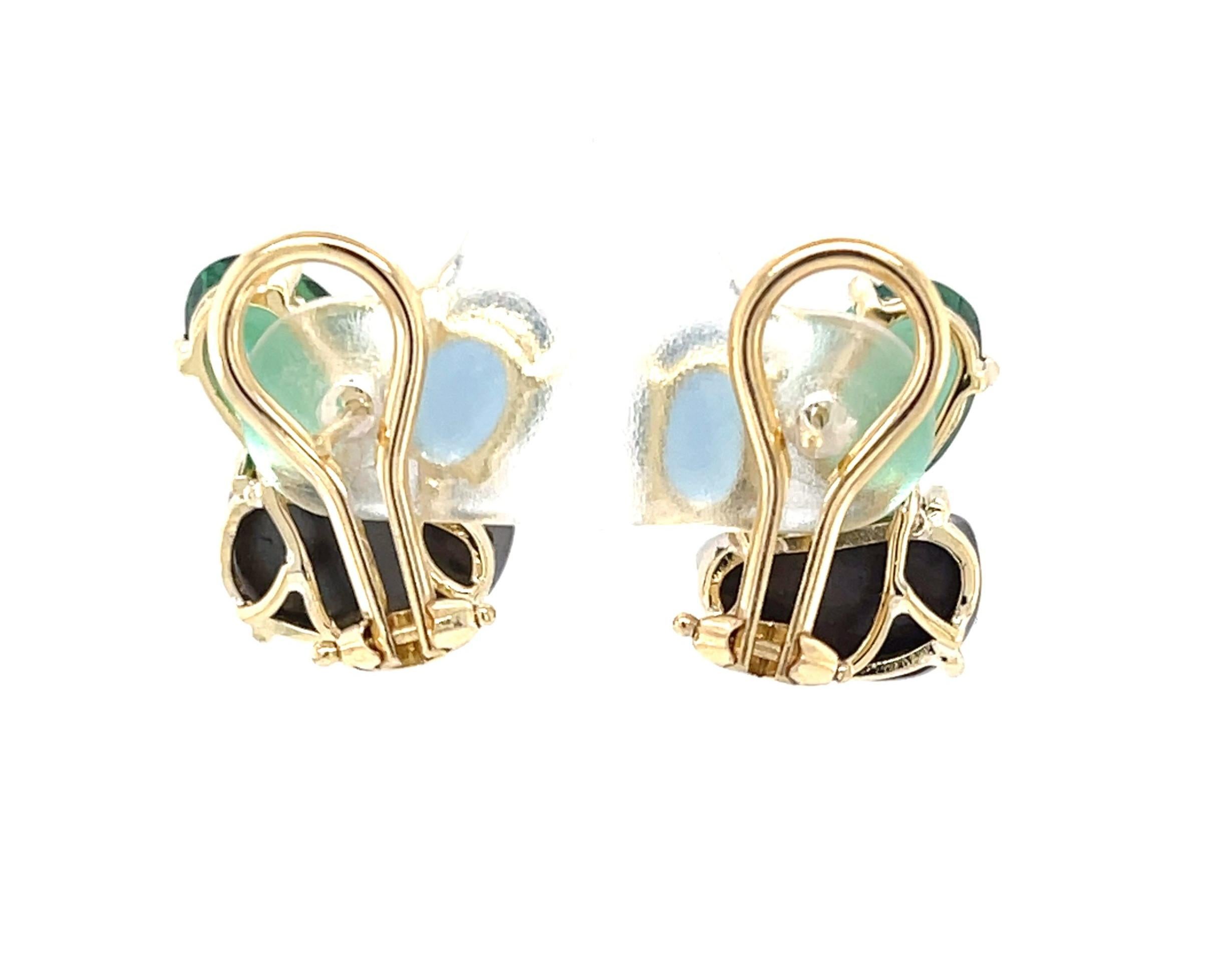 Französische Clip-Ohrringe aus 18 Karat Gold mit Aquamarin, grünem Turmalin und Boulder-Opal (Ovalschliff) im Angebot