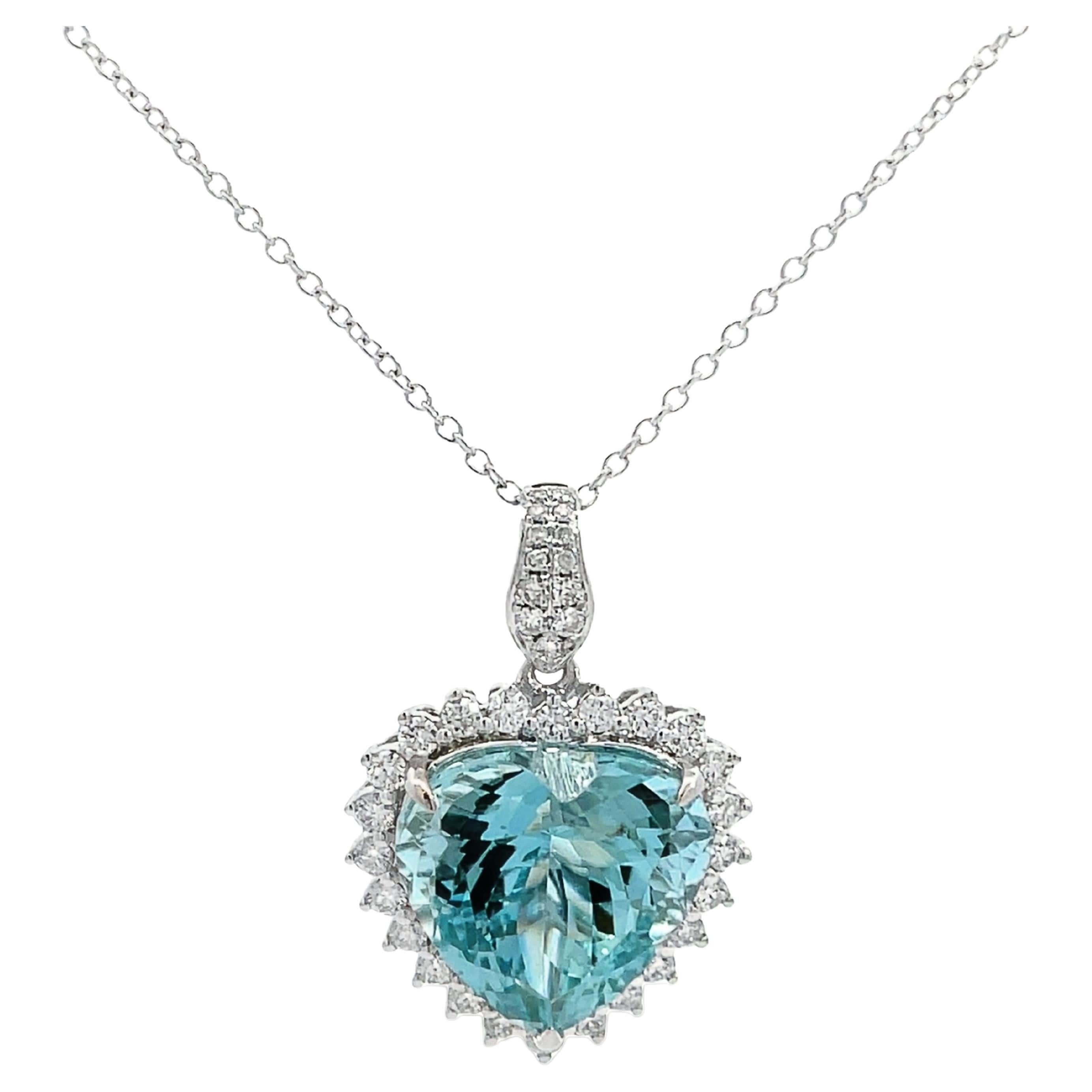 Aquamarine Heart 8.14 CT. White Diamond Round 0.70 CT.14KW Pendant For Sale