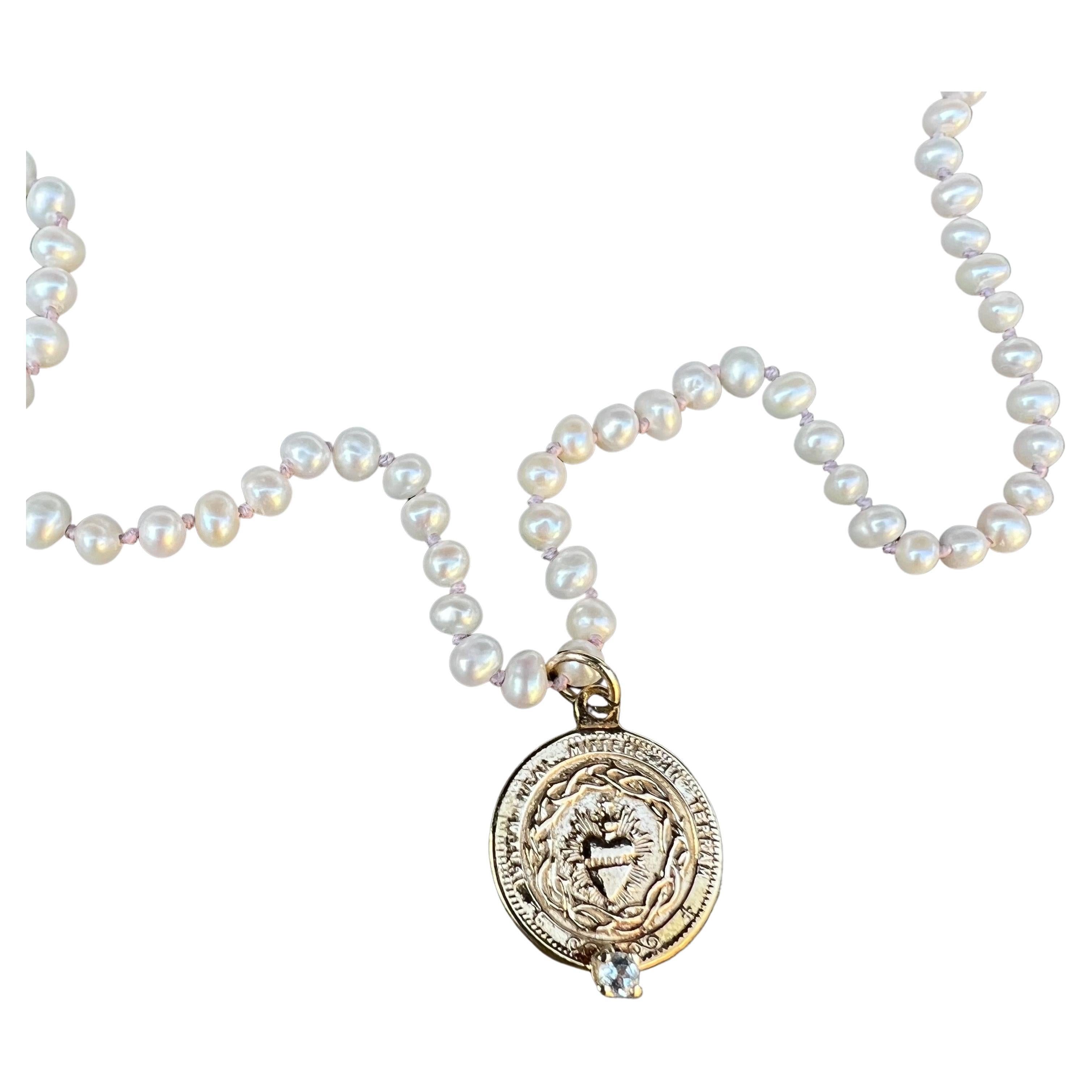 Aquamarin Herz Medaille Weiße Perlenkette Halskette  J Dauphin (Viktorianisch) im Angebot