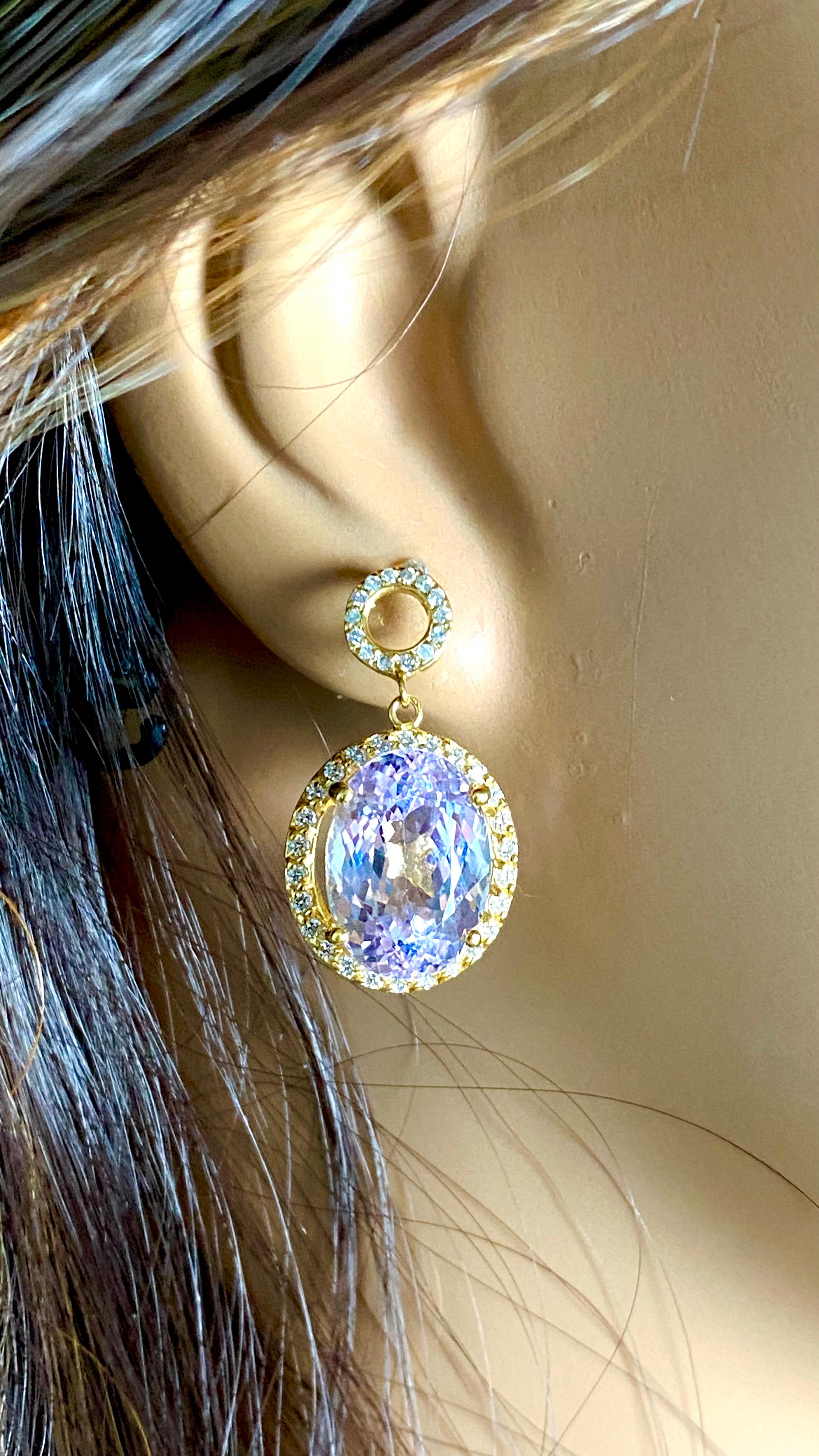 Aquamarine Kunzite Diamonds 15.43 Carat Yellow Gold Drop High Jewel Earrings In New Condition In New York, NY