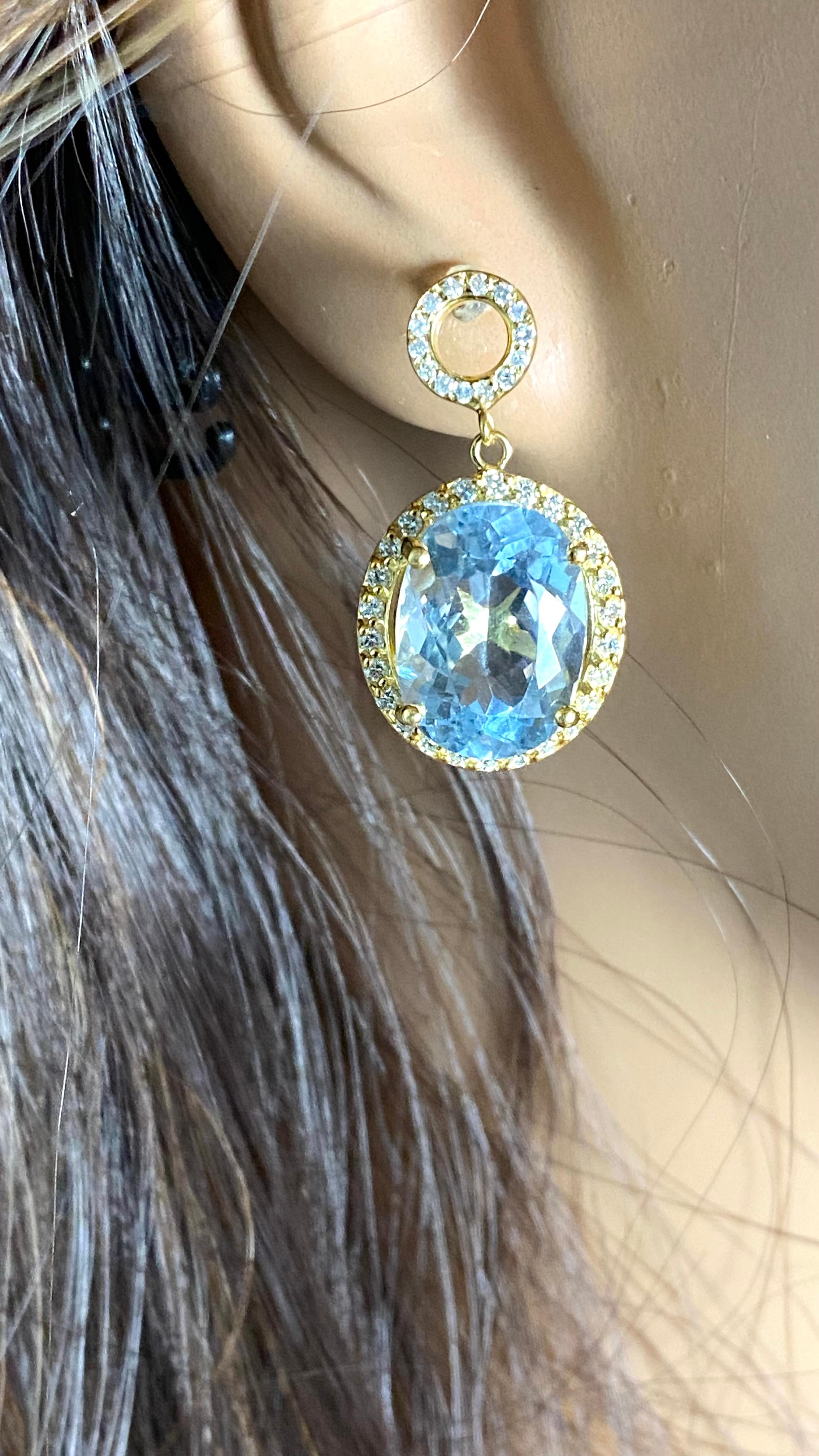 Contemporary Aquamarine Kunzite Diamonds 15.43 Carat Yellow Gold Drop High Jewel Earrings