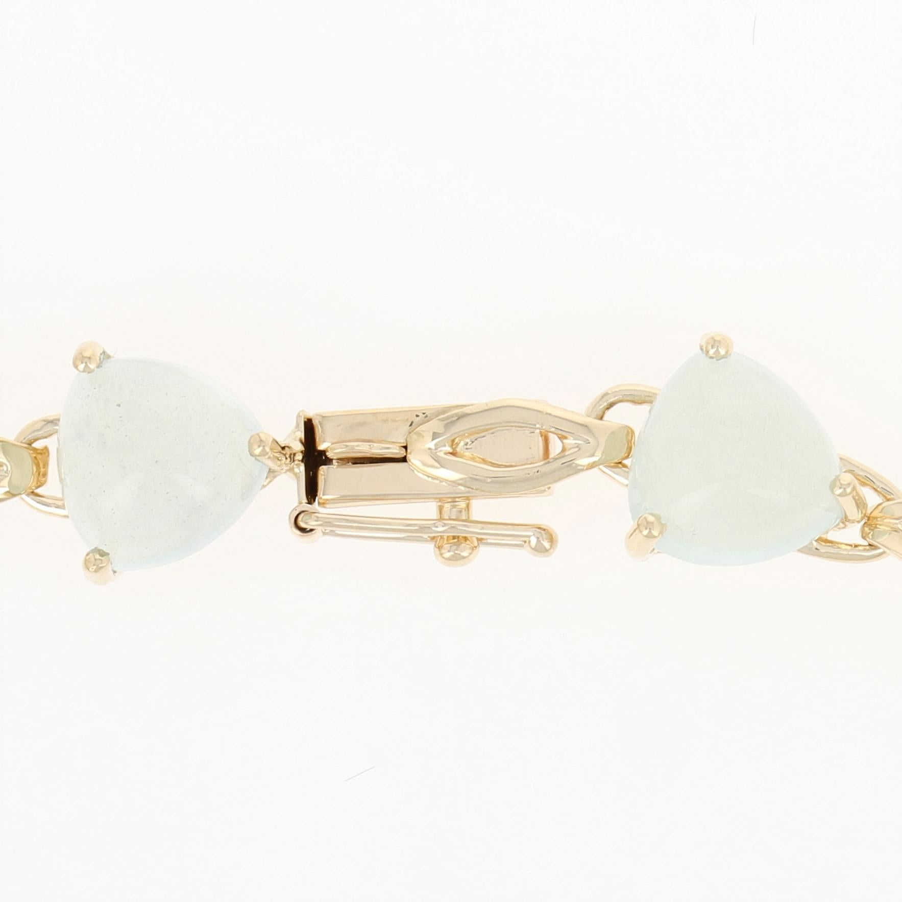 Trillion Cut Aquamarine Link Bracelet, 14 Karat Yellow Gold Trillion Cabochons