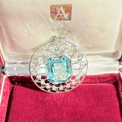 Aquamarine medallion Diamond Platinum Necklace
