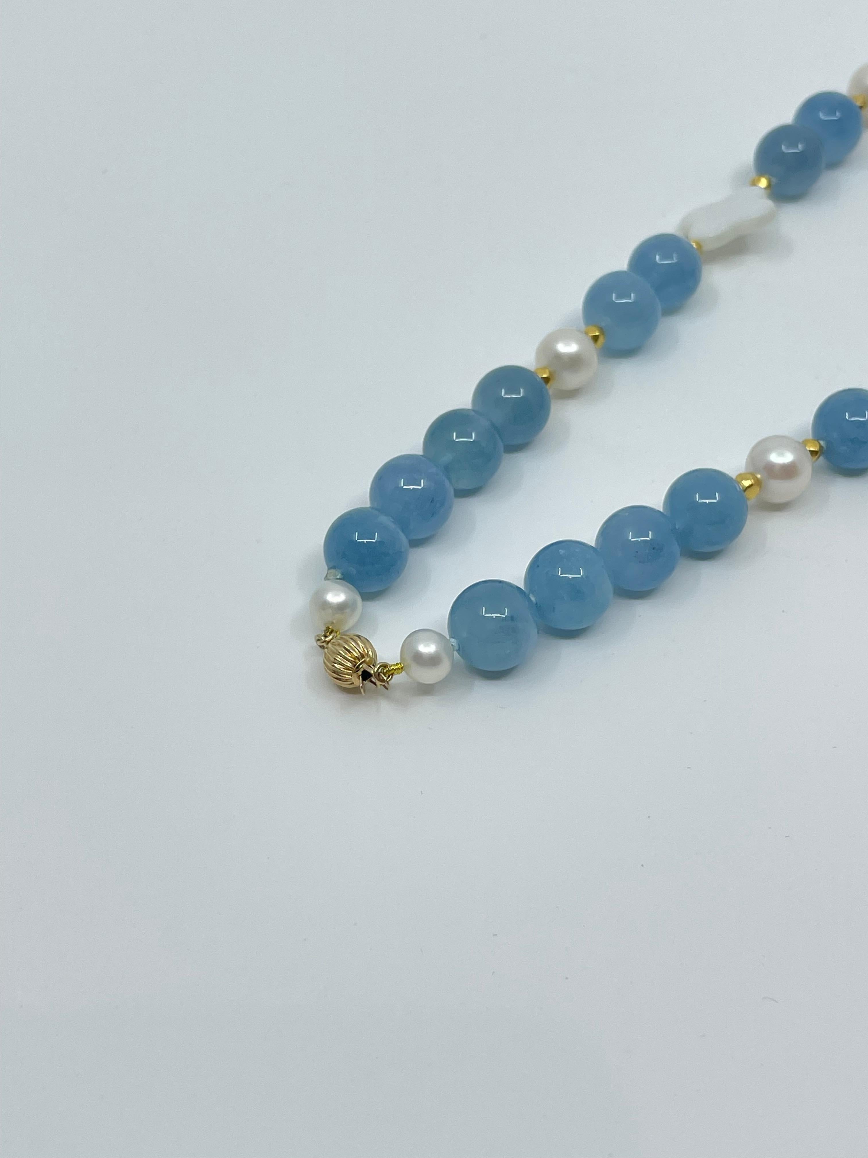 Aquamarine, Mother-of-pearl, Freshwater Pearl a& 18K Gold Necklace For Sale 3
