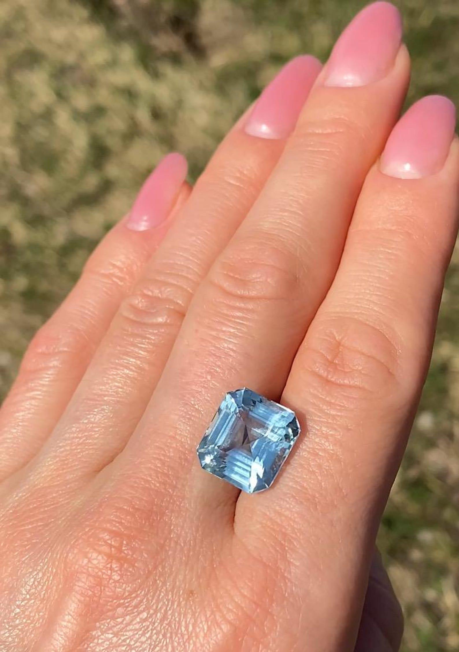 Octagon Cut Aquamarine natural Loose gemstone 10.23 ct. Origin Madagascar, Certificate GFCO For Sale