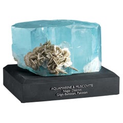 Aquamarine on Muscovite from Nagar, Hunza Valley, Gilgit-Baltistan, Pakistan