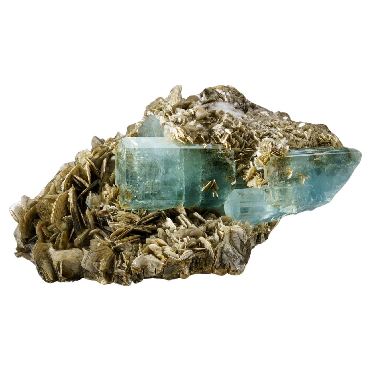 Aquamarine on Muscovite From Nagar, Hunza Valley, Gilgit-Baltistan, Pakistan For Sale