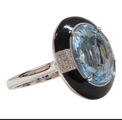 Cocktailring aus Aquamarin, Onyx und Diamanten in 14 Karat Weißgold