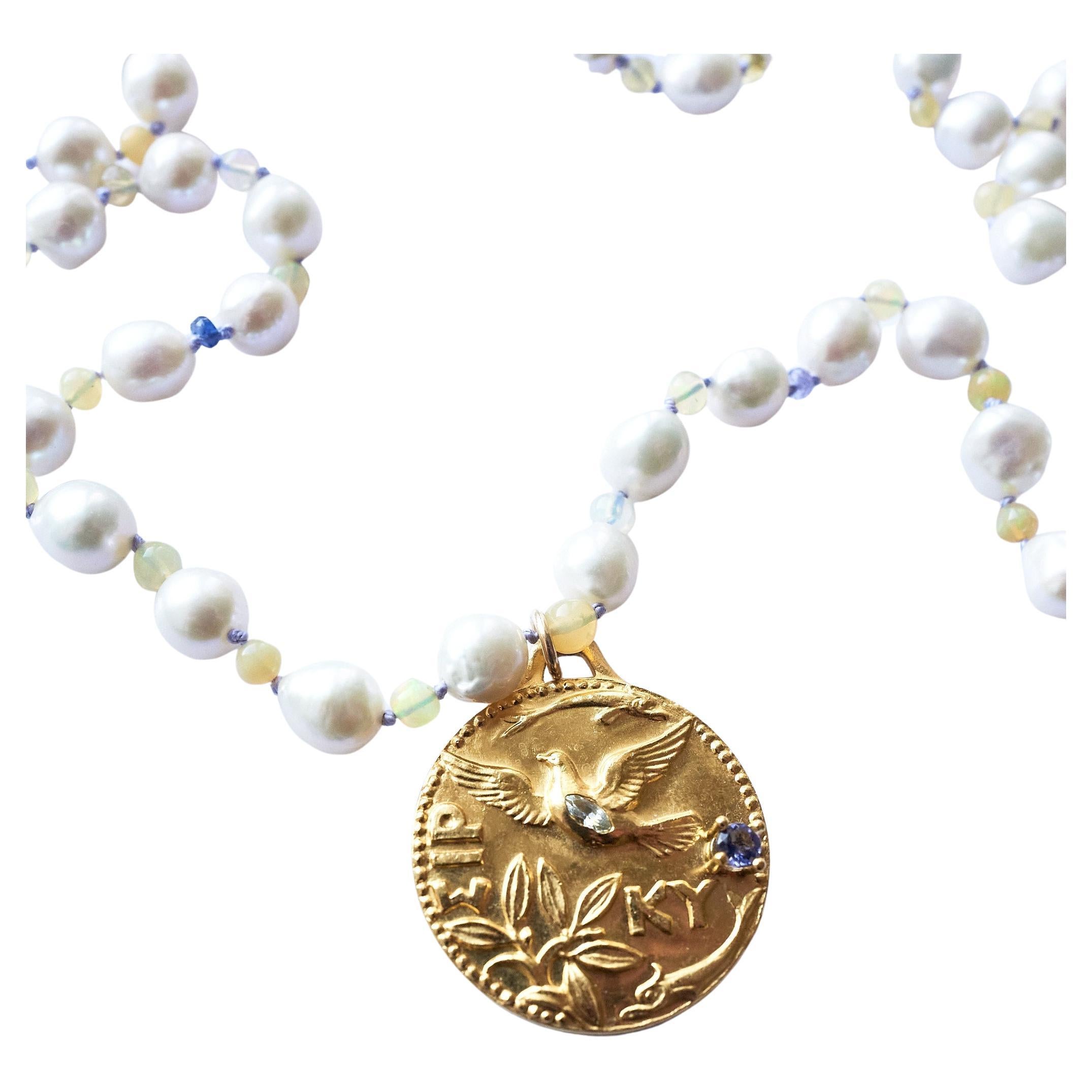 Aigue-marine Opale Tanzanite Perle blanche Collier en perles Colombe Médaille J Dauphin