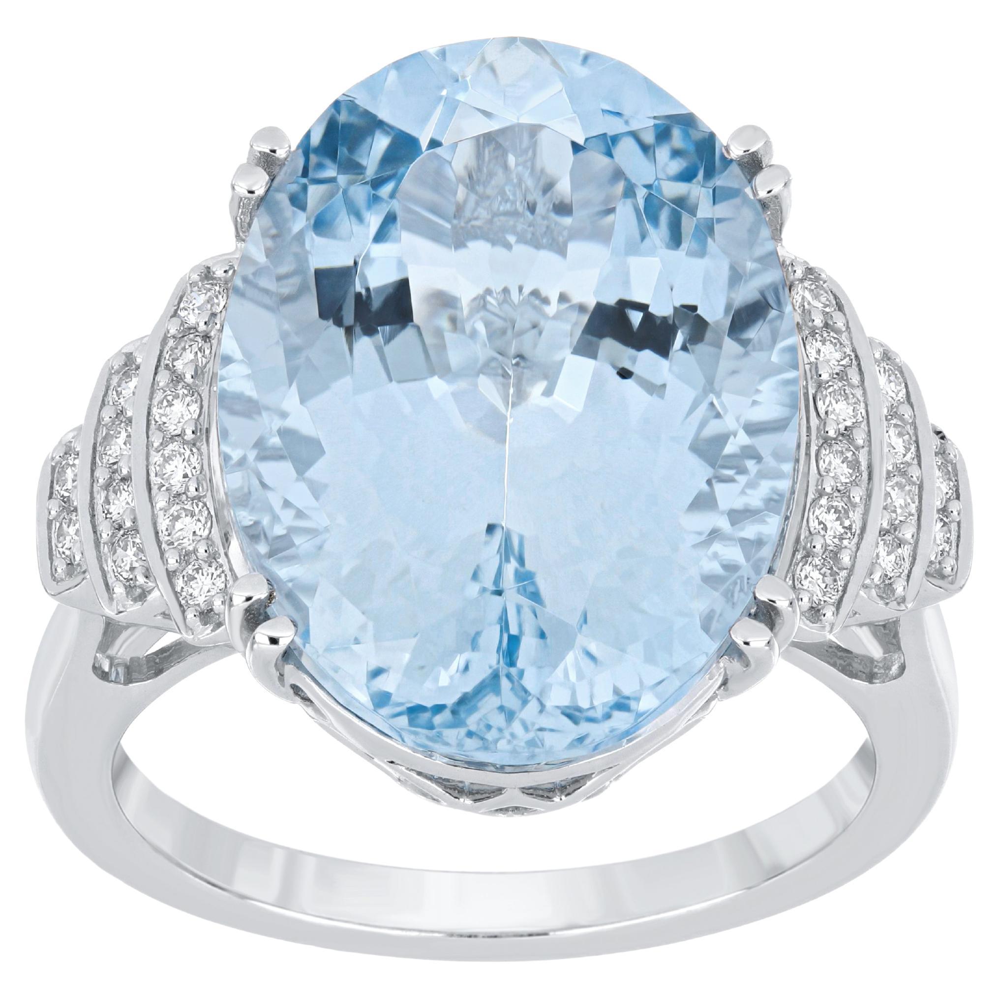 Anillo de aguamarina ovalada y diamantes Joyería artesanal de oro blanco de 18 quilates Anillo en venta