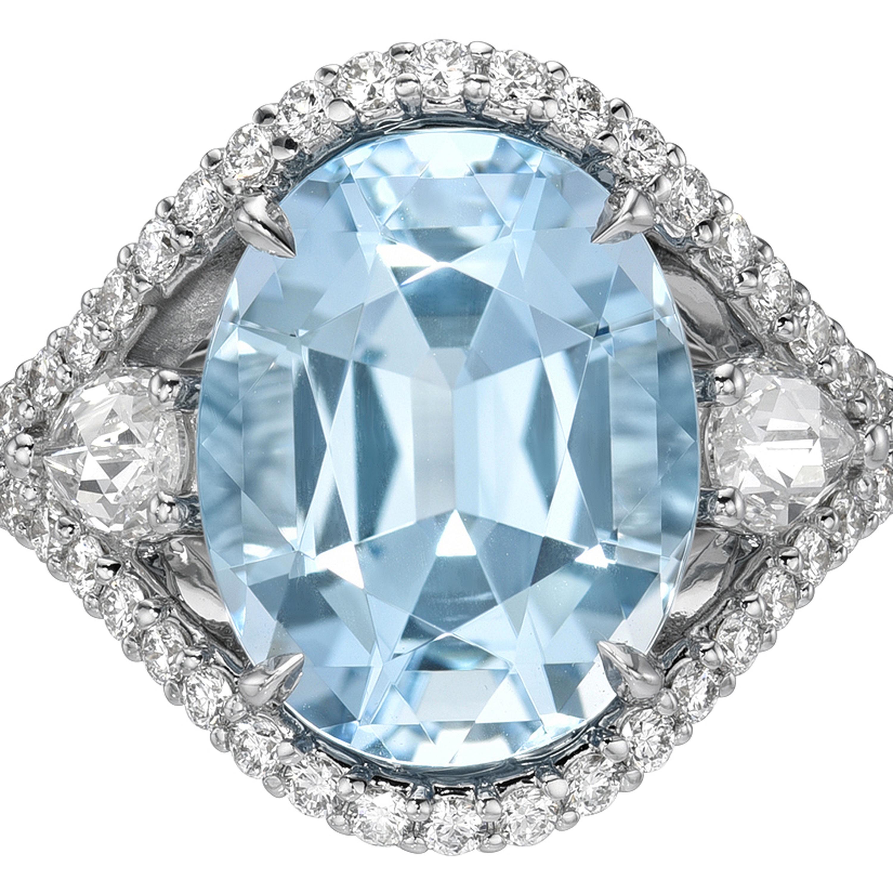 Aquamarin Oval Ring Weißgold mit Diamanten - Luxus-Schmuck Beverly Hills im Angebot 1