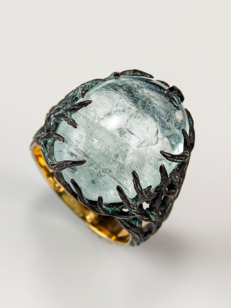 Patinated silver and 22K gold ring with natural Aquamarine
stone measurements - 0.28 x 0.67 x 0.79 in / 7 х 17 х 20 mm
stone weight - 19.25 carats
ring size - 8.5 US
ring weight - 11.66 grams


We ship our jewelry worldwide – for our customers it is