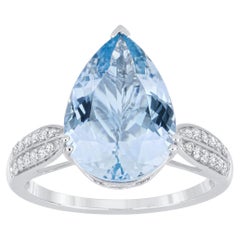 4.24Cts Aquamarine Pear and Diamond Ring 18 Karat White Gold handcraft Ring