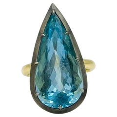 Aquamarine Pear Cocktail Ring in Black Rhodium and 18K Yellow Gold