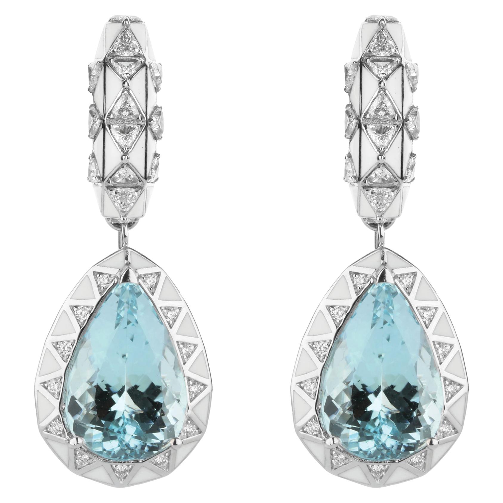 Aquamarine Pear Cut 15.28 Carat and Diamond Drop Earrings For Sale