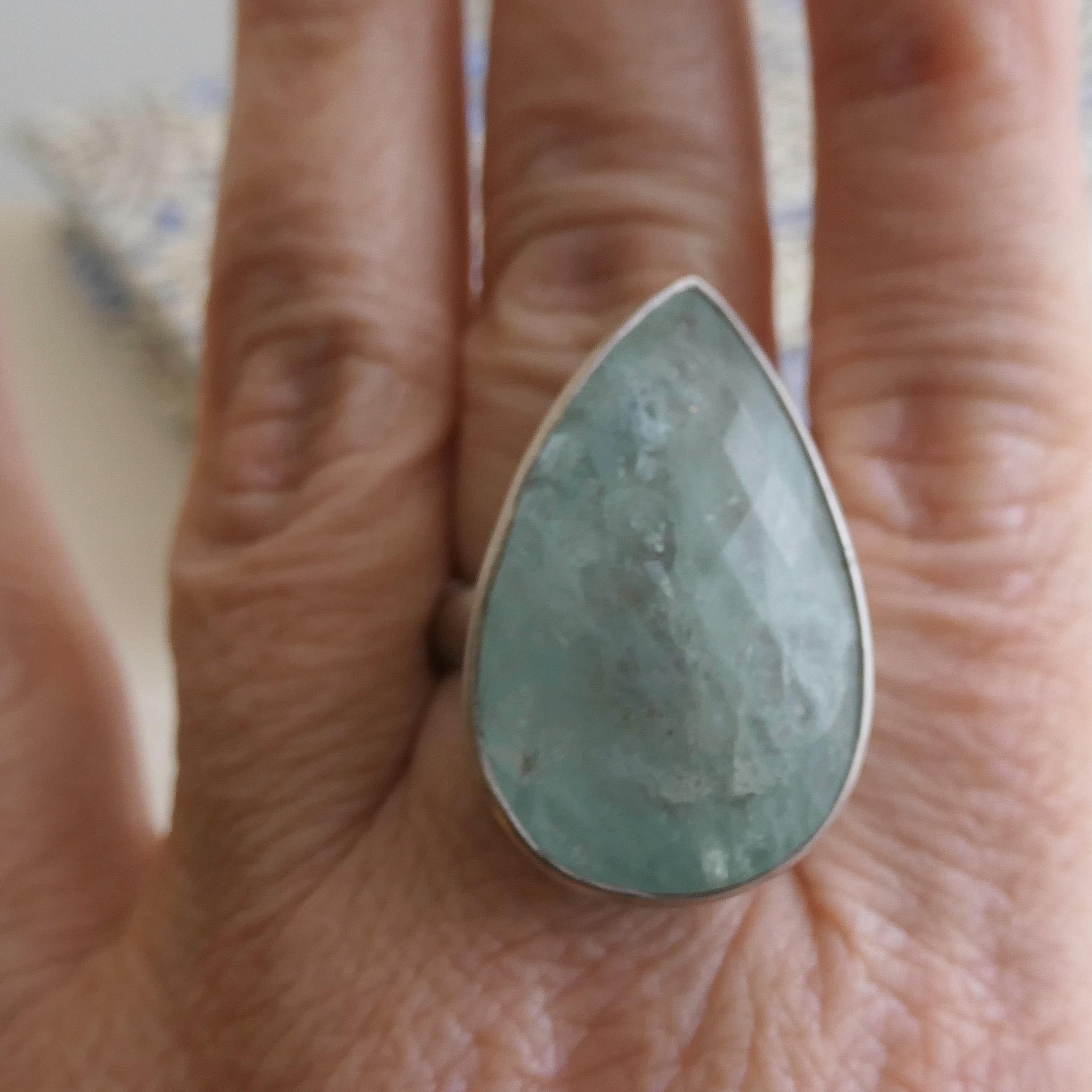 Anello in argento 925 a forma di pera con acquamarina, misura 8 - Anello da cocktail in vendita 1