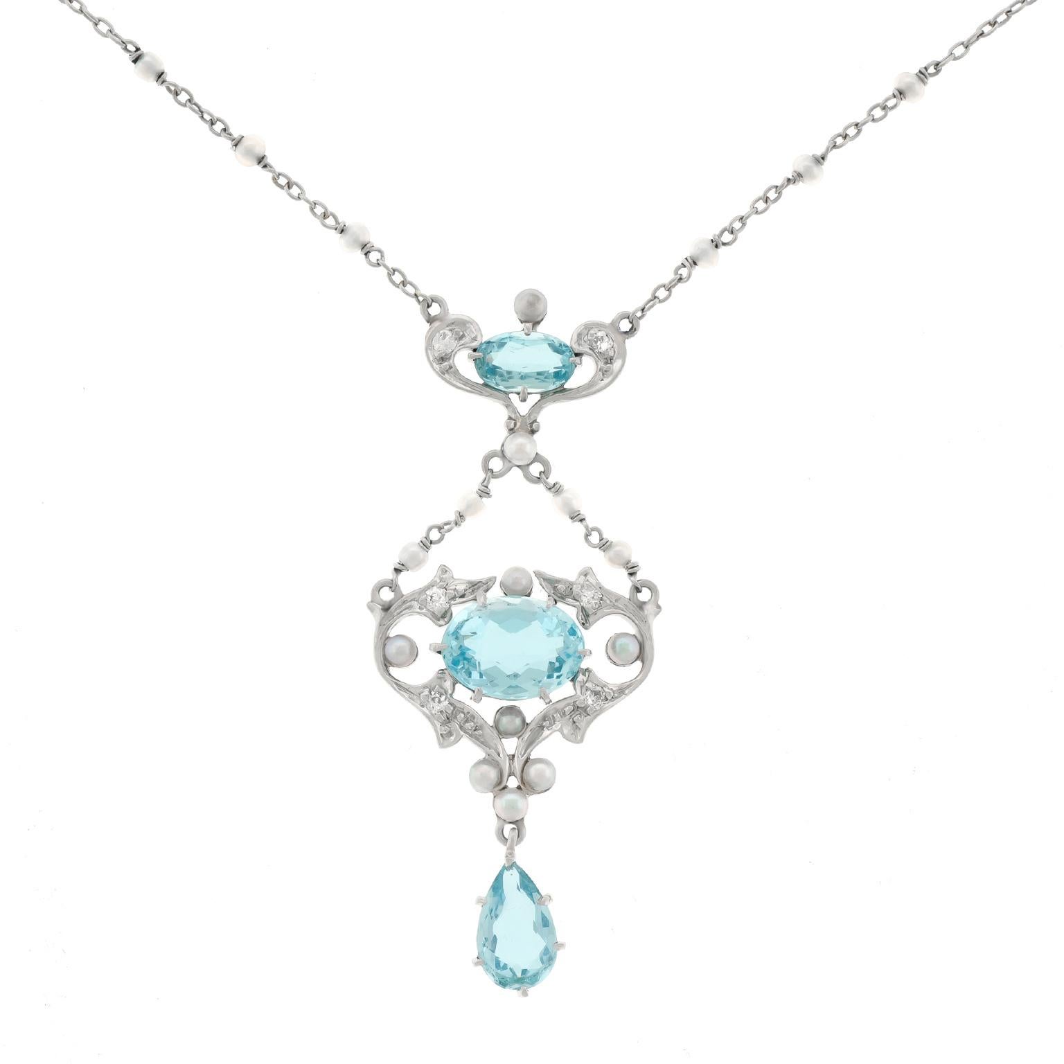 Aquamarine Pearl and Diamond Lavaliere In Good Condition In Litchfield, CT