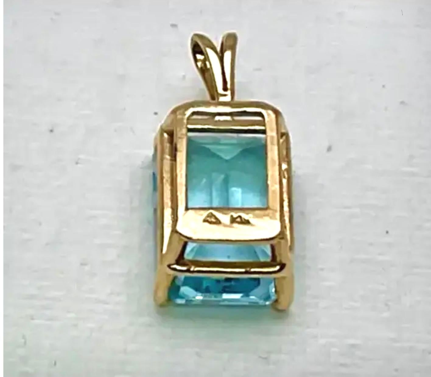 Ciondolo con acquamarina in oro giallo 14kt in vendita 4