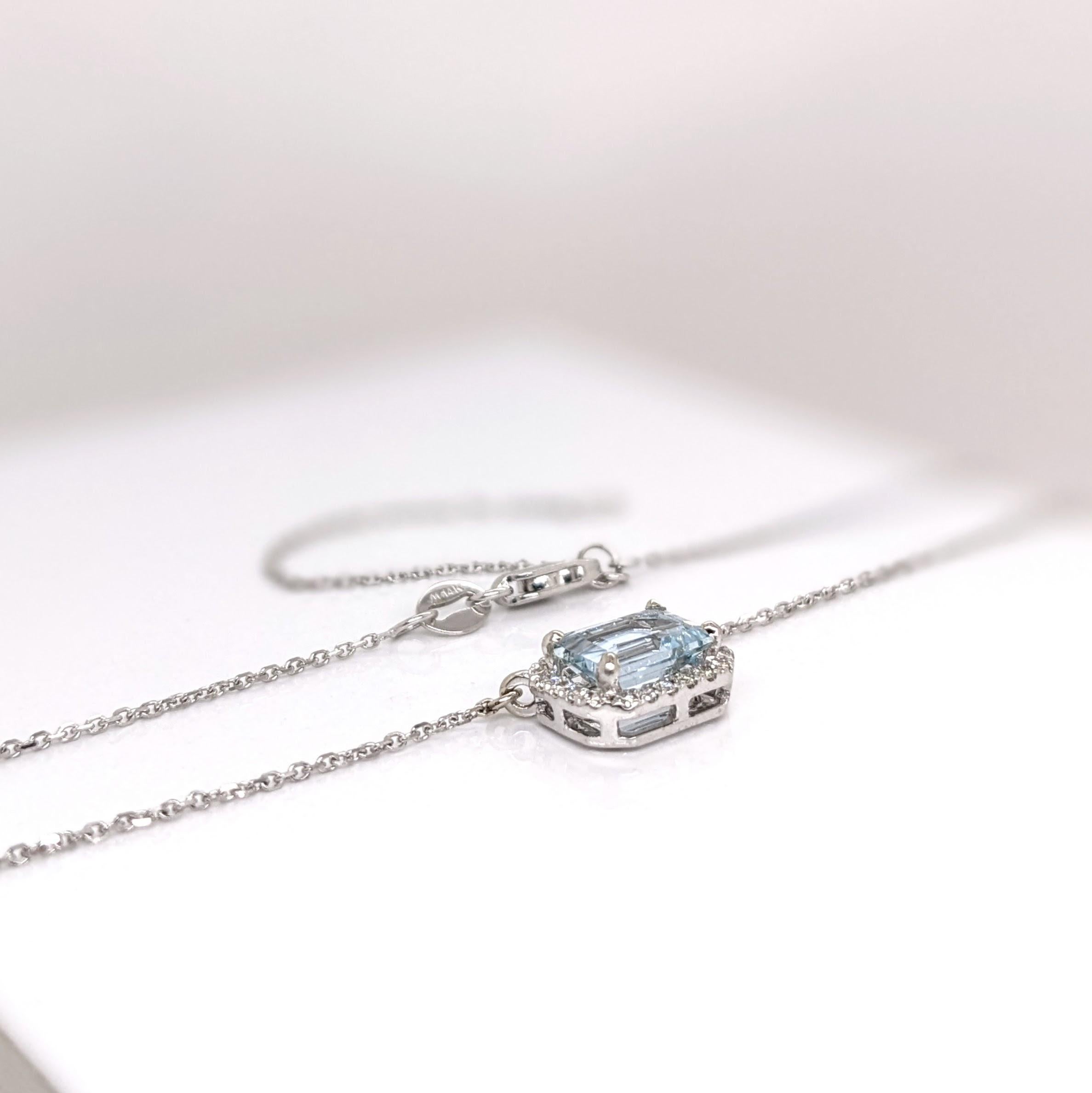 Moderne Collier pendentif aigue-marine avec diamants extraits de la terre en or massif 14 carats EM 7x5 mm en vente