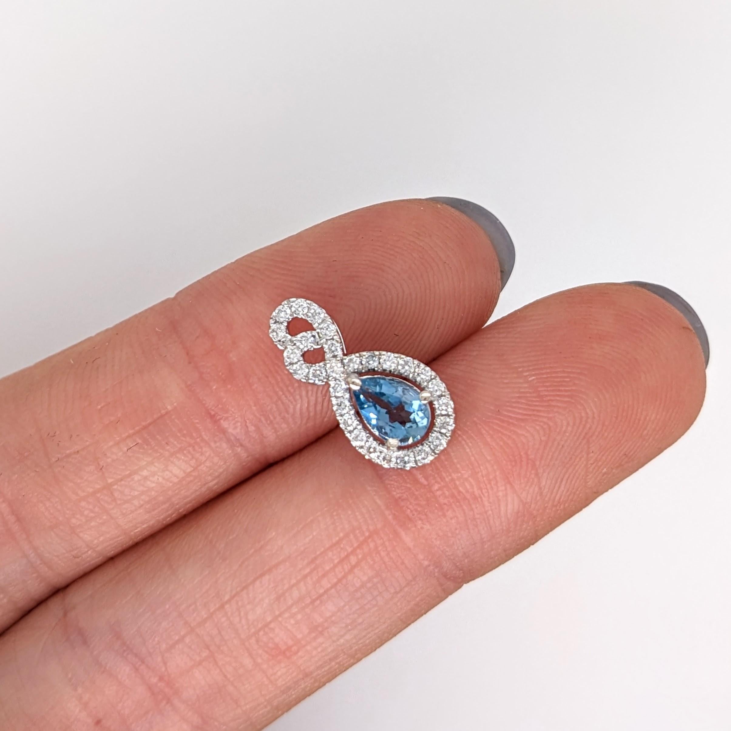 This beautiful pendant features a 0.35 carat pear shape aquamarine gemstone with natural earth mined diamonds all set in solid 14K gold. This pendant can be a lovely march birthstone gift for your loved ones! 

Specifications

Item Type: