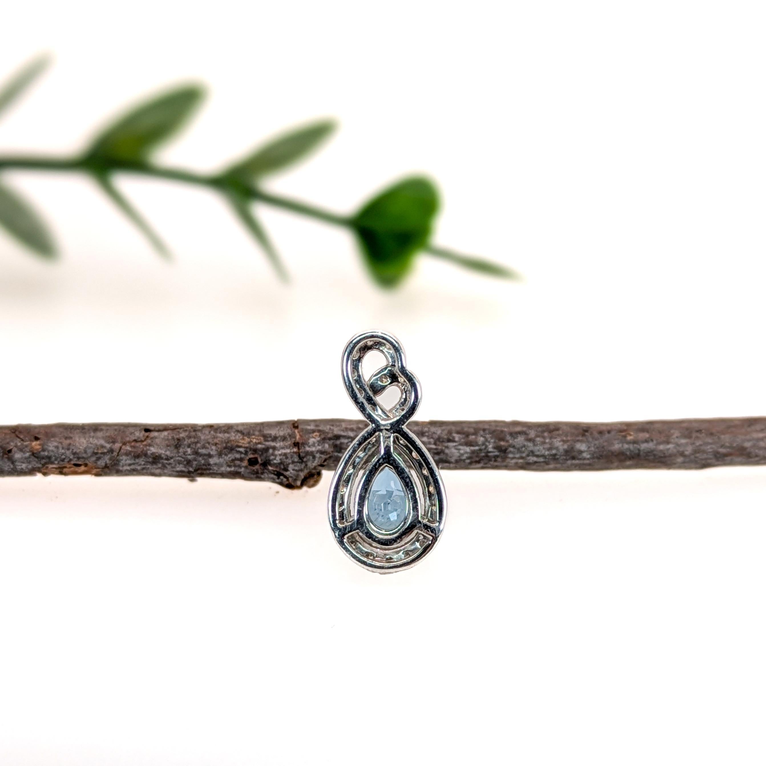 Pendentif aigue-marine avec diamants extraits de la terre en or blanc massif 14 carats en forme de poire 6x4 Neuf - En vente à Columbus, OH