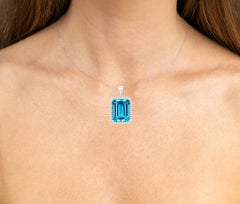 Aquamarine Pendant With Diamonds 17.7 Carats 14K White Gold