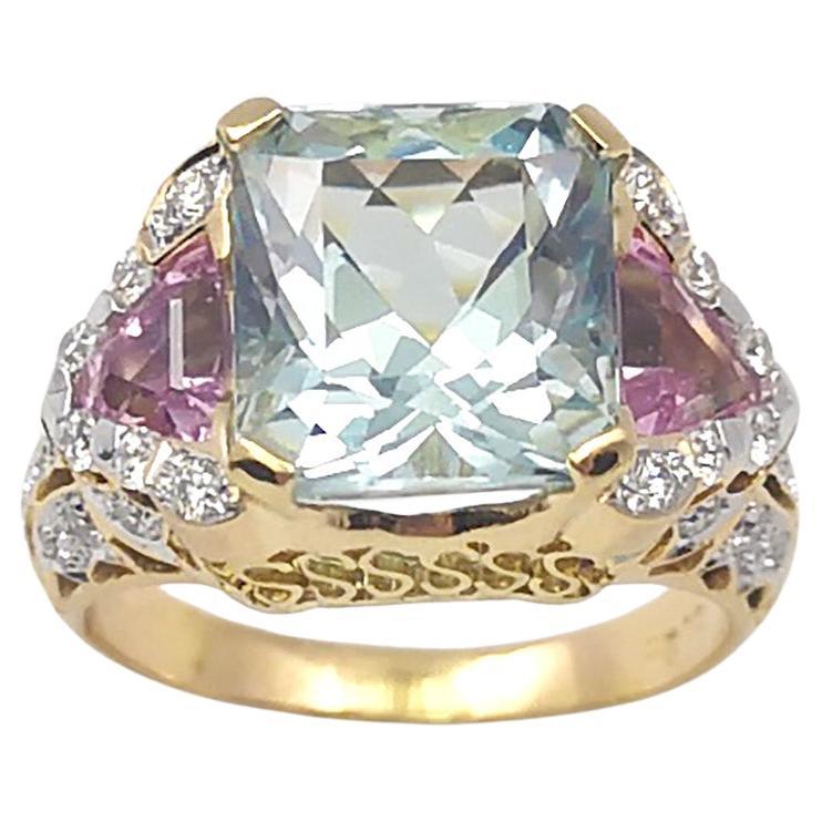 Aquamarine, Pink Sapphire and Diamond Ring set in 18K Gold Settings