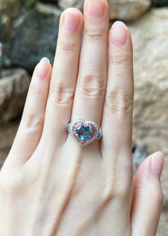 Aquamarine, Pink Sapphire and Diamond Ring set in 18K White Gold Settings