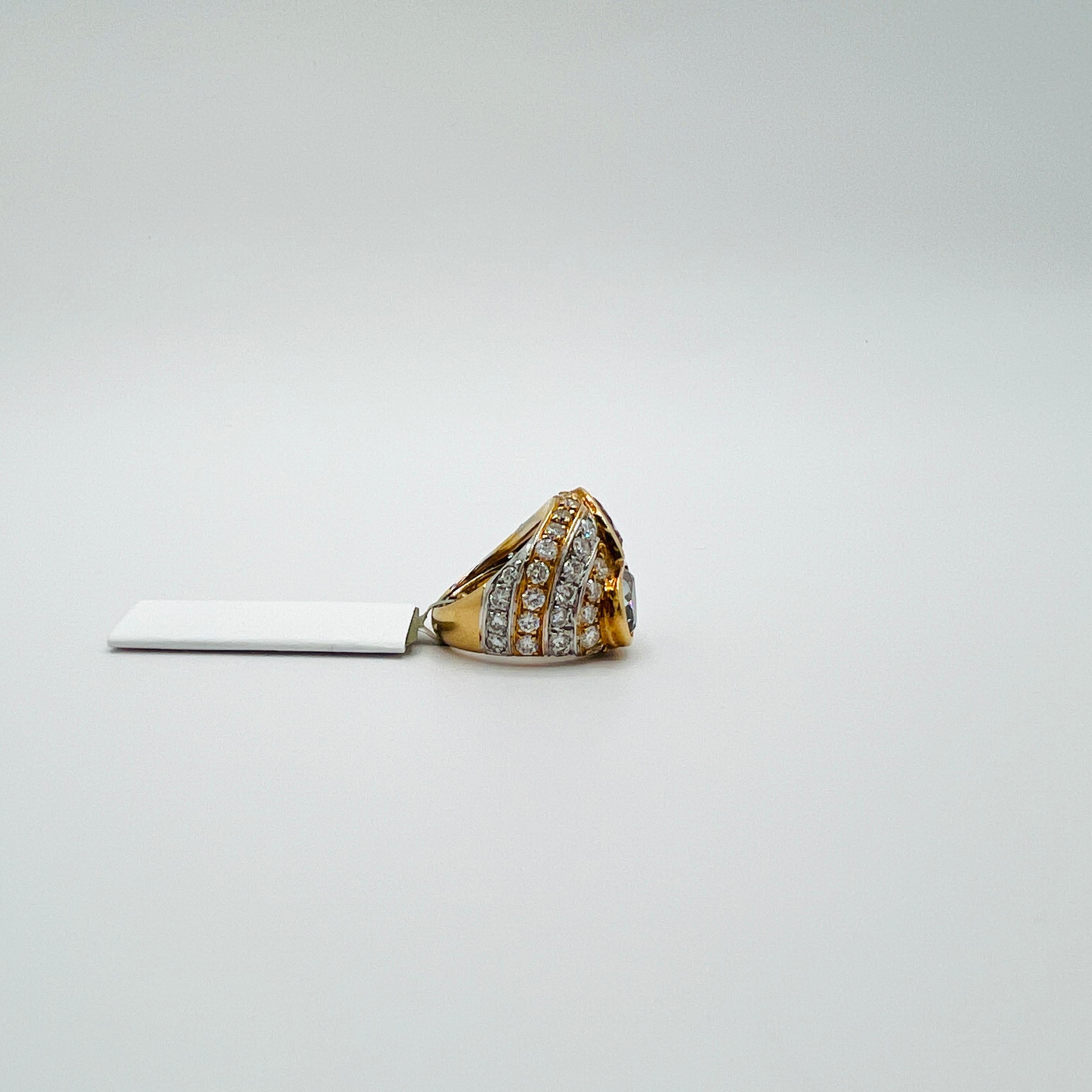 Ring mit Aquamarin, Pinkem Turmalin und weißem Diamant aus zweifarbigem 18-Karat-Gold im Angebot 1