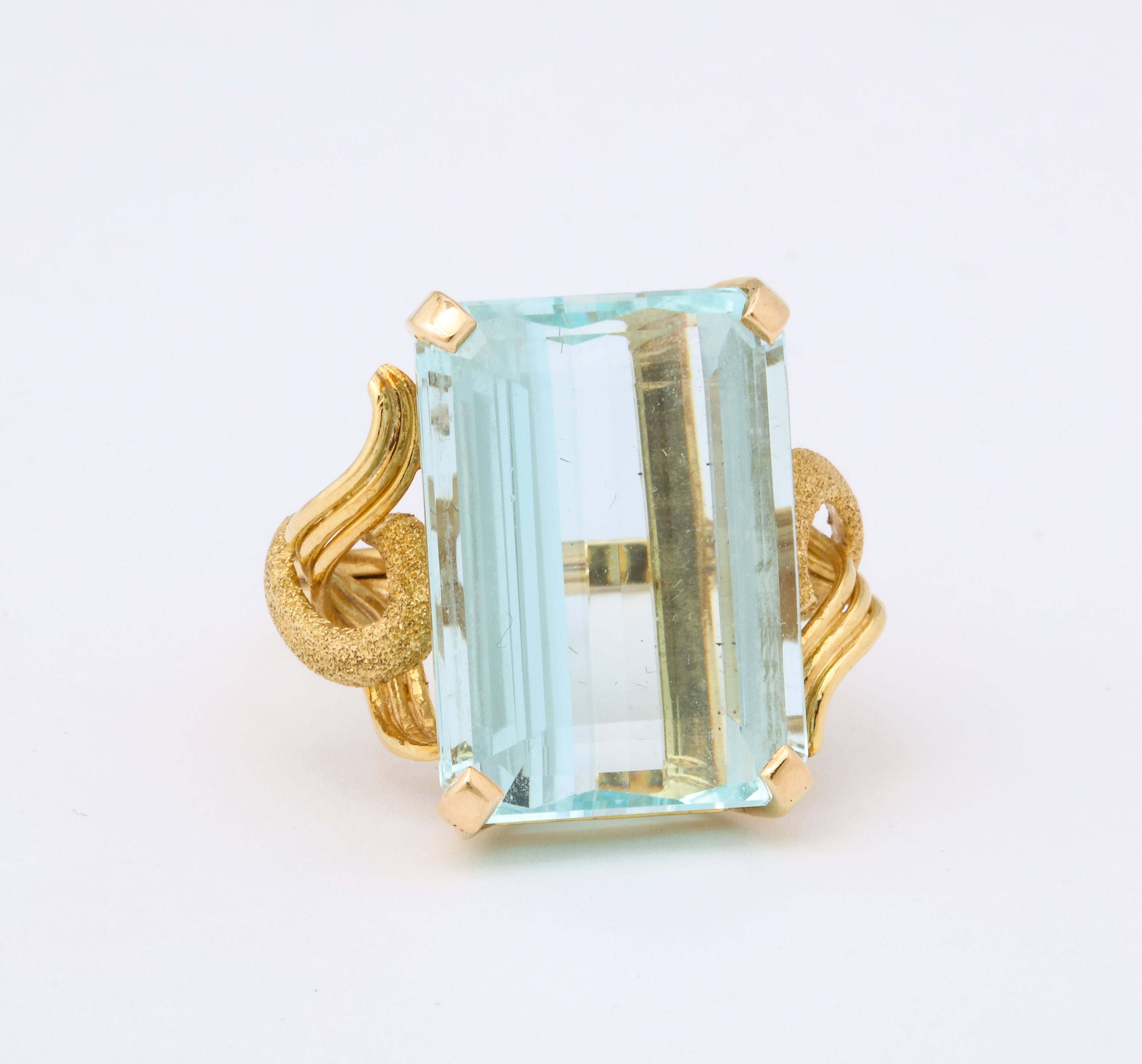 Aquamarine Retro 18 K Gold Ring For Sale 5