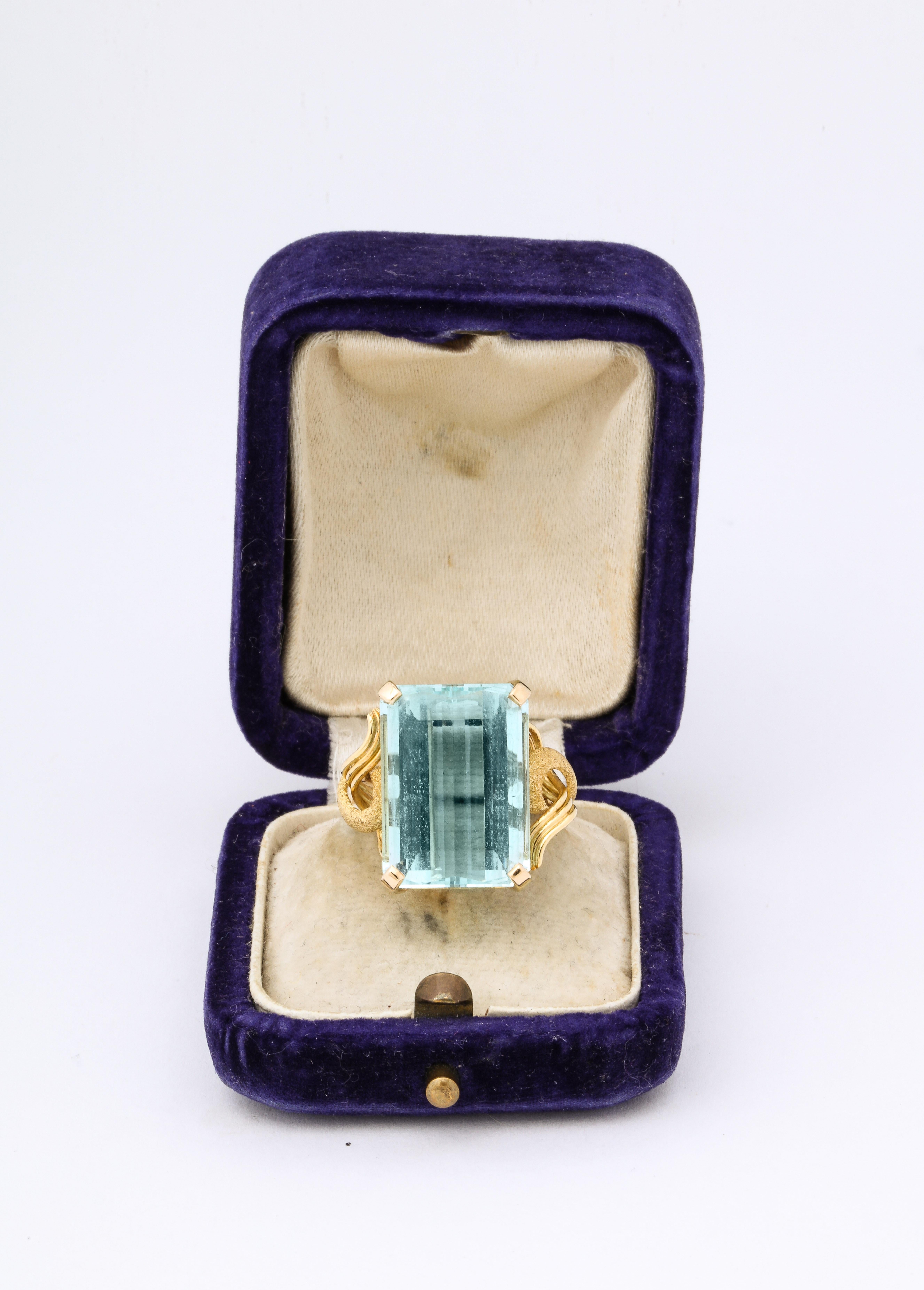 Aquamarine Retro 18 K Gold Ring For Sale 6