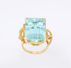 Aquamarine Retro 18 K Gold Ring