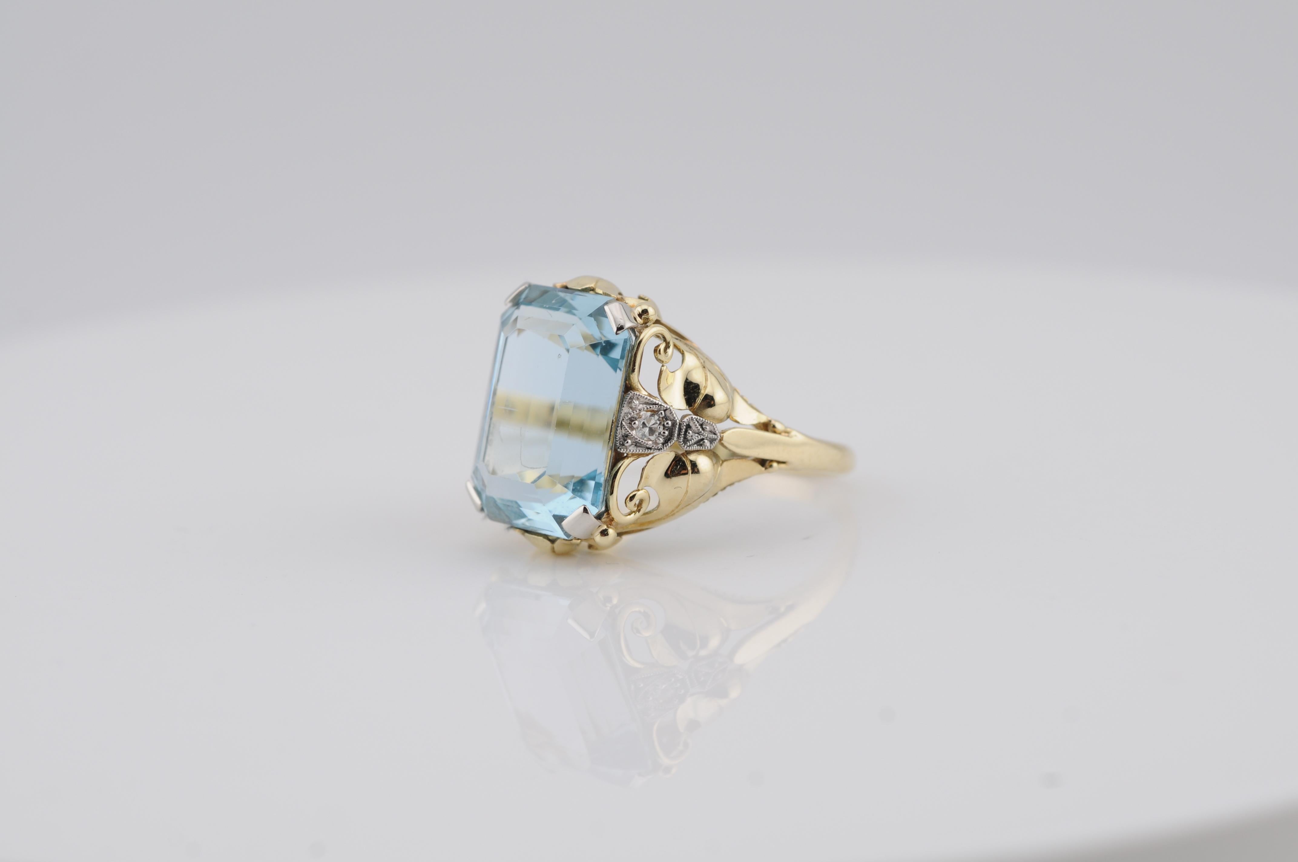 Anillo Aguamarina 10 ct  Corte Esmeralda 14K Movimiento estético en venta