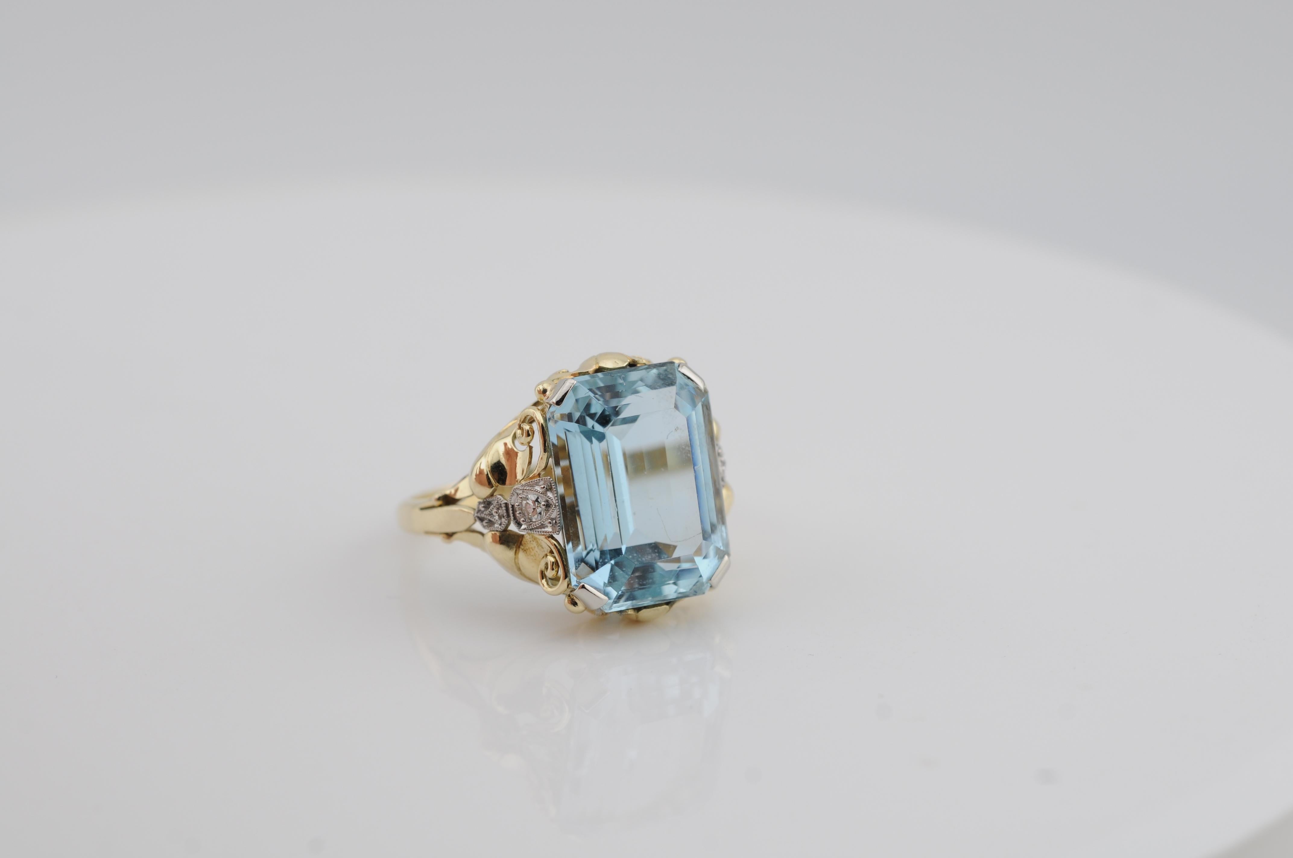 Femenino o masculino Anillo Aguamarina 10 ct  Corte Esmeralda 14K en venta