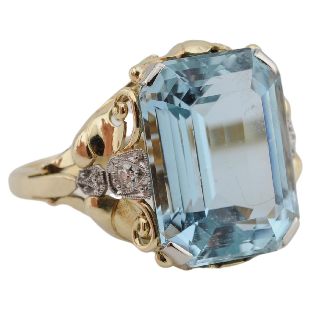 Bague aigue-marine 10 ct Taille émeraude 14K
