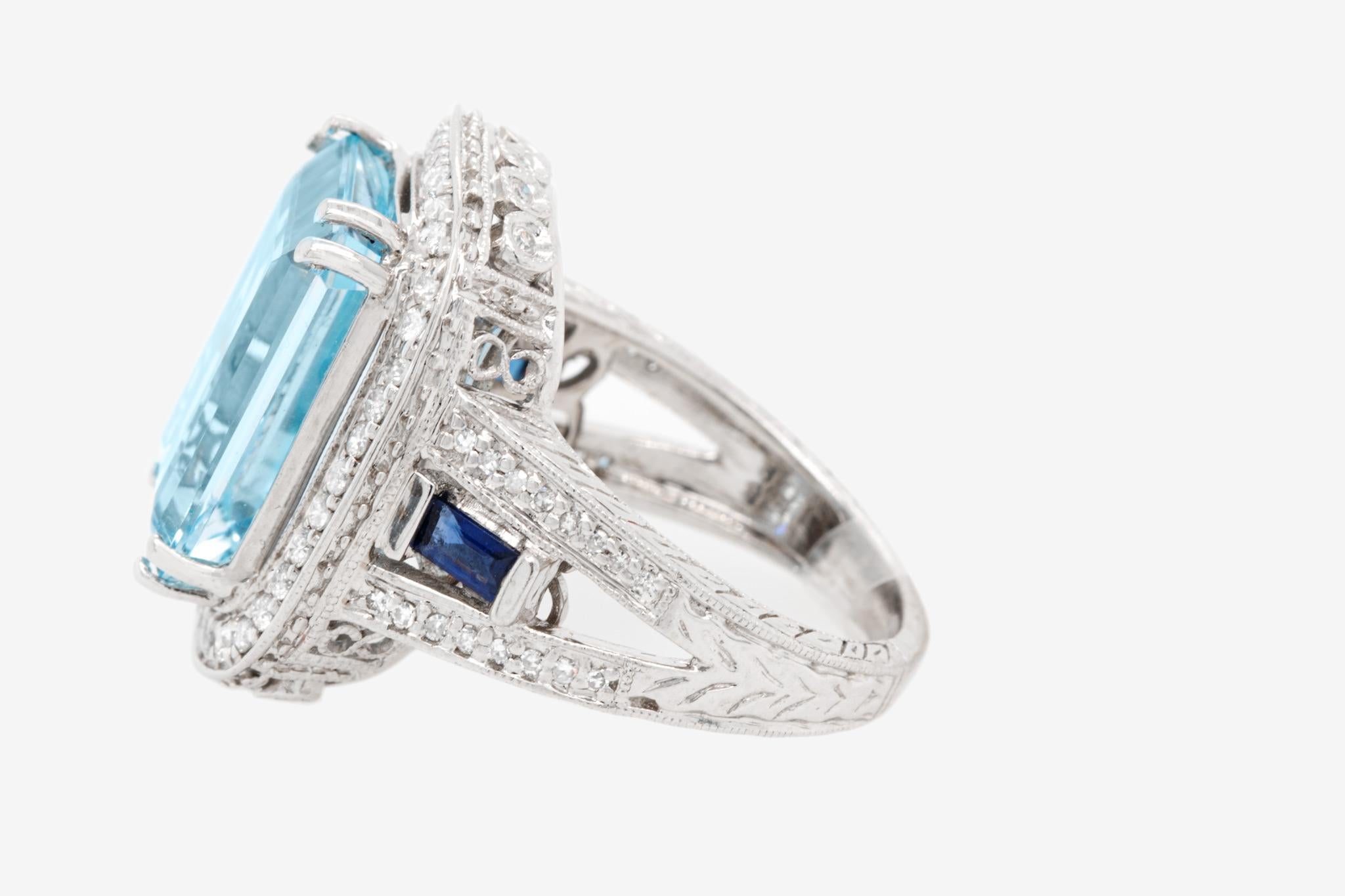 18 Karat Gold Aquamarin-Ring mit 18 Karat Diamanten und Saphiren für Damen oder Herren